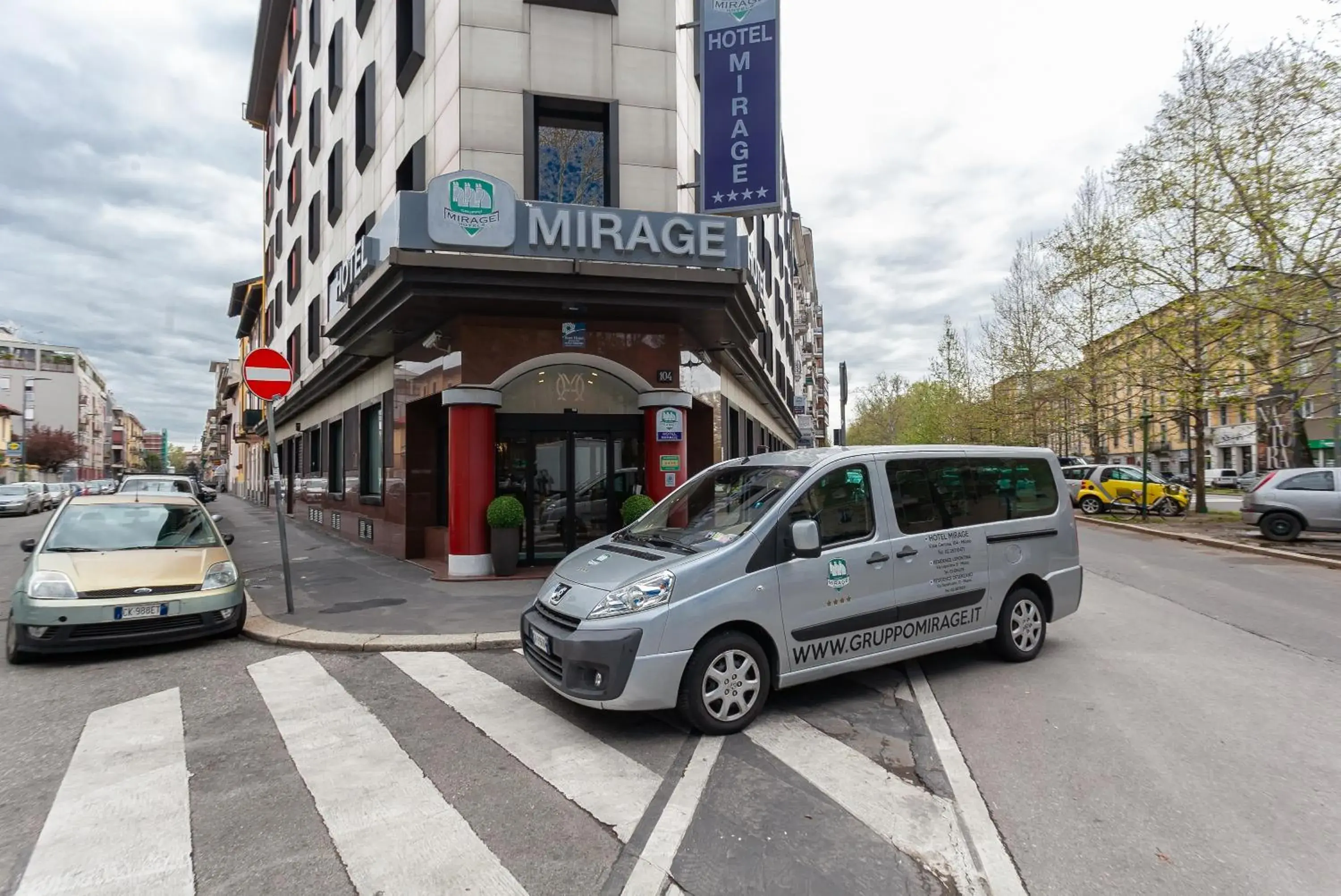 Facade/entrance, Property Building in Hotel Mirage, Sure Hotel Collection by Best Western