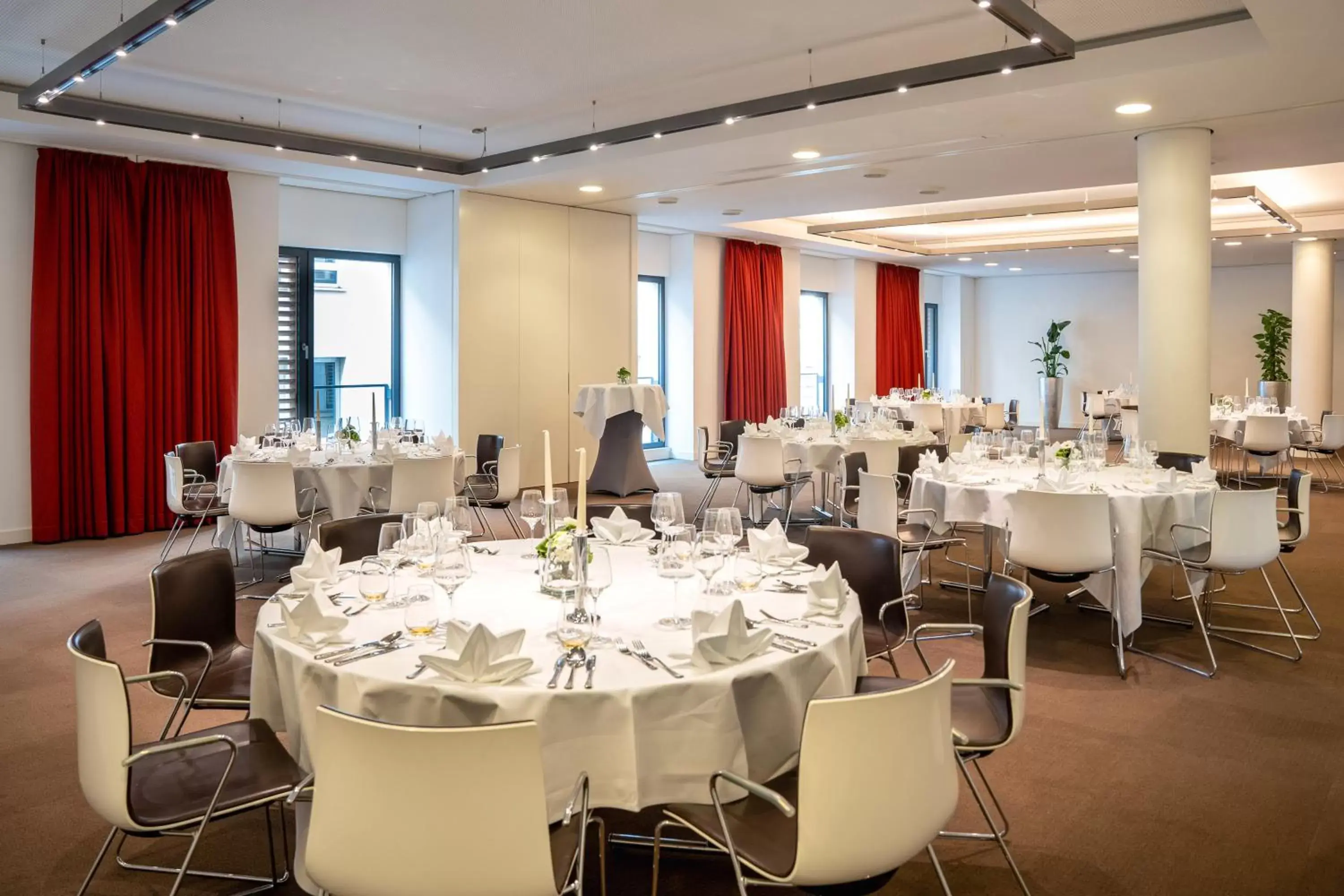 Banquet/Function facilities, Restaurant/Places to Eat in INNSiDE by Meliá Dresden