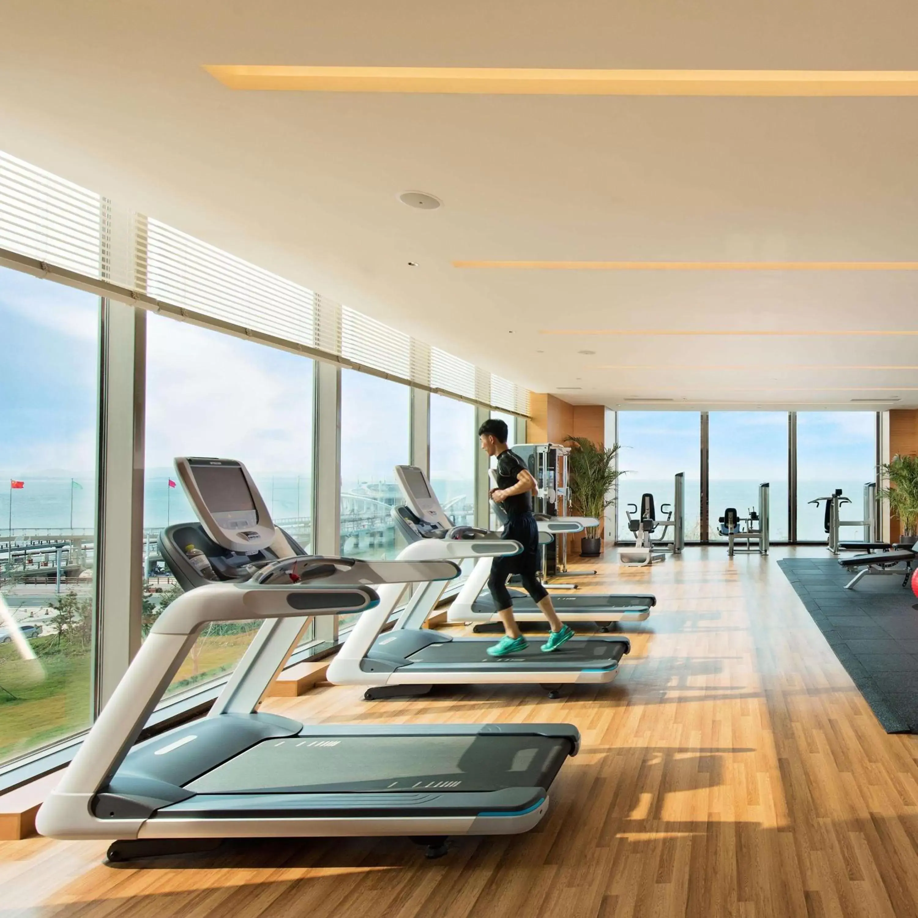 Fitness centre/facilities in Hilton Yantai Golden Coast Fitness centre/facilities in Hilton Yantai Golden Coast