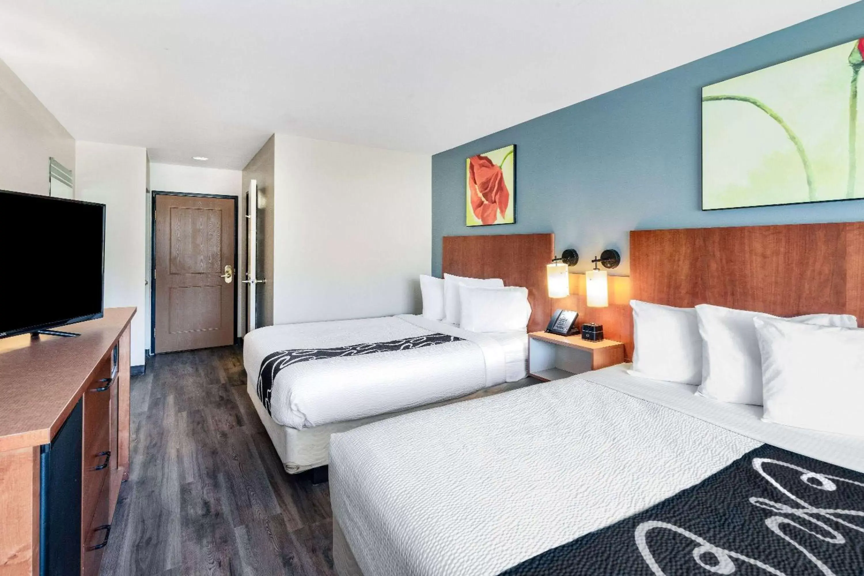 Photo of the whole room, Bed in La Quinta by Wyndham Helena Photo of the whole room, Bed in La Quinta by Wyndham Helena