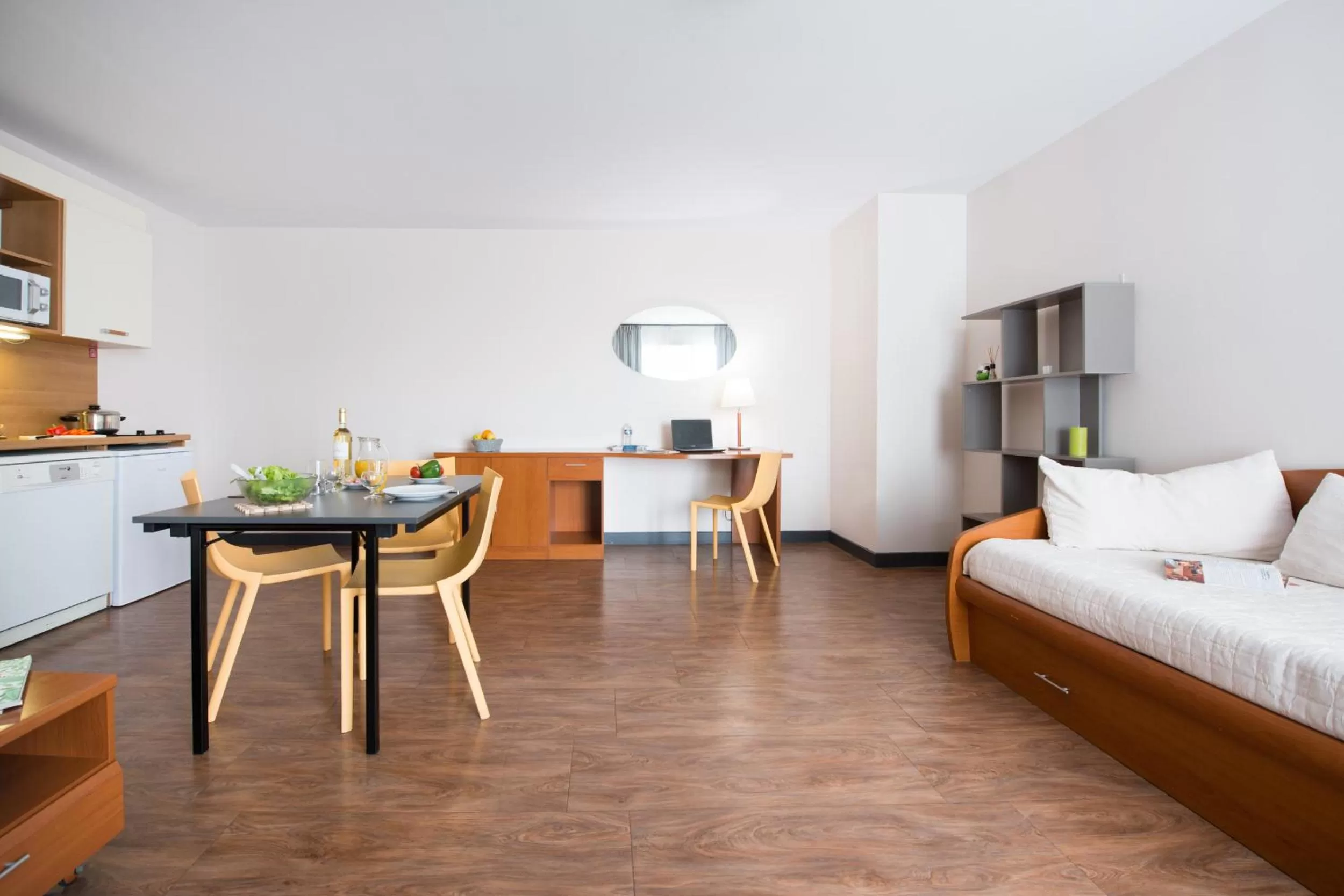 Living room in Comfort Aparthotel Saint-Nazaire Les Portes de l Ocean