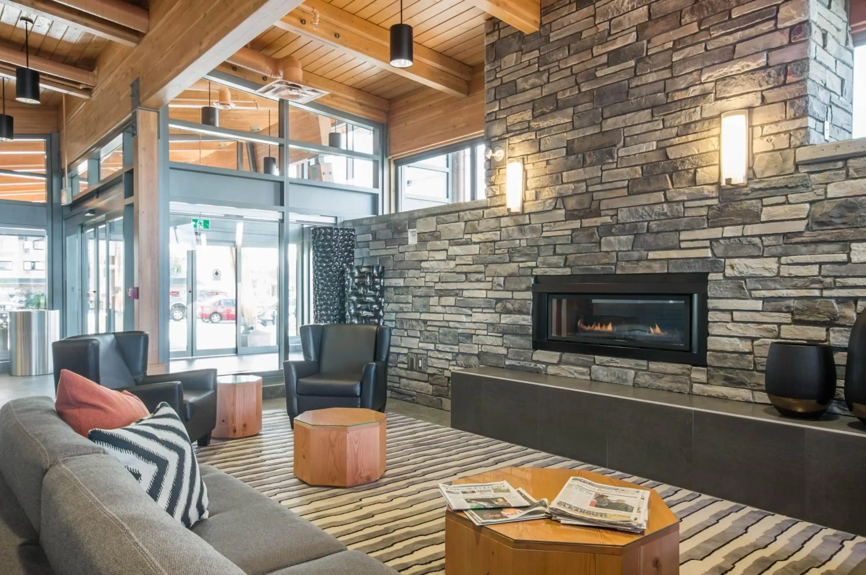 Lobby or reception, Seating Area in Comfort Inn & Suites