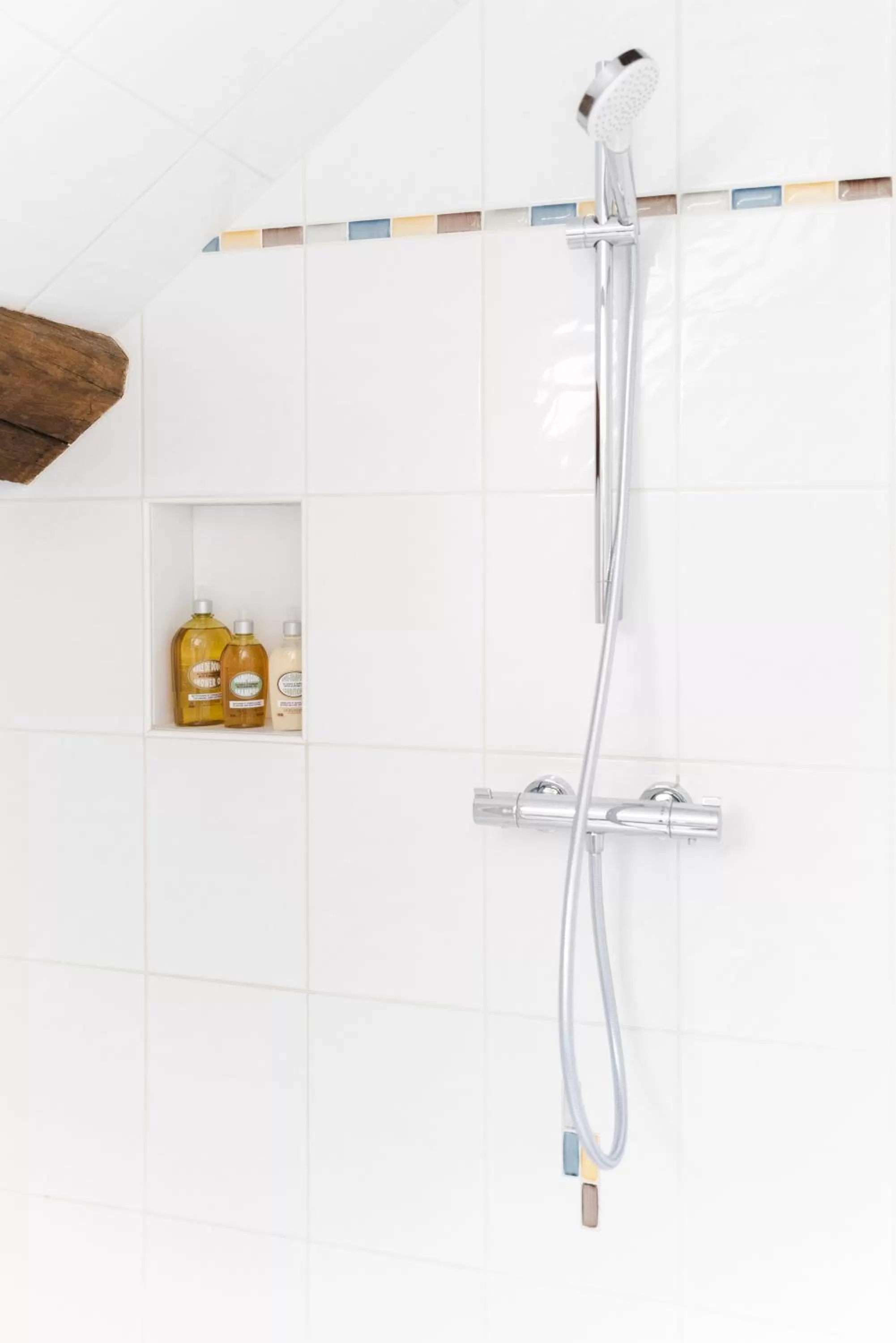 Shower, Bathroom in Domaine de Jouarre