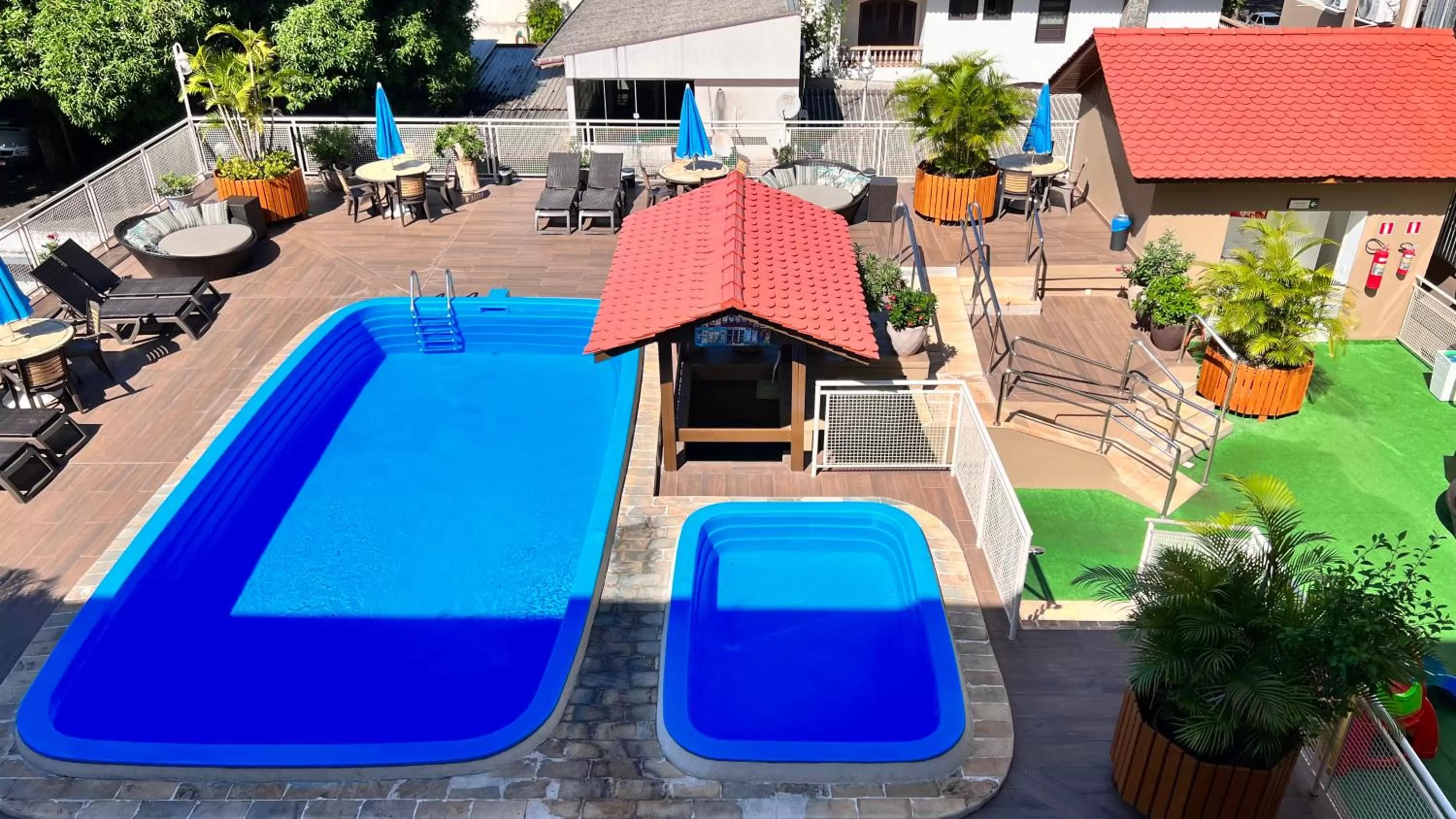 Pool view in Hotel Bella Italia