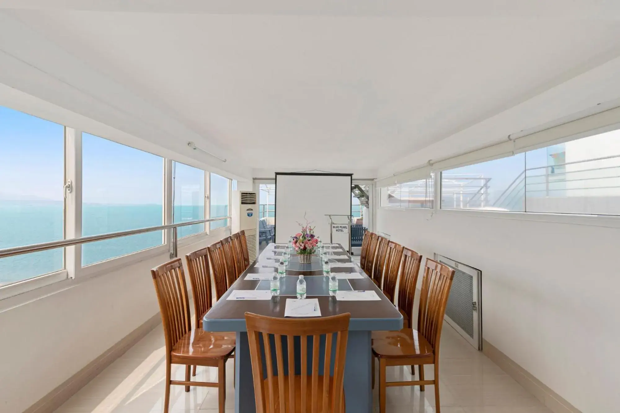 Living room in Blue Pearl Hotel Living room in Blue Pearl Hotel