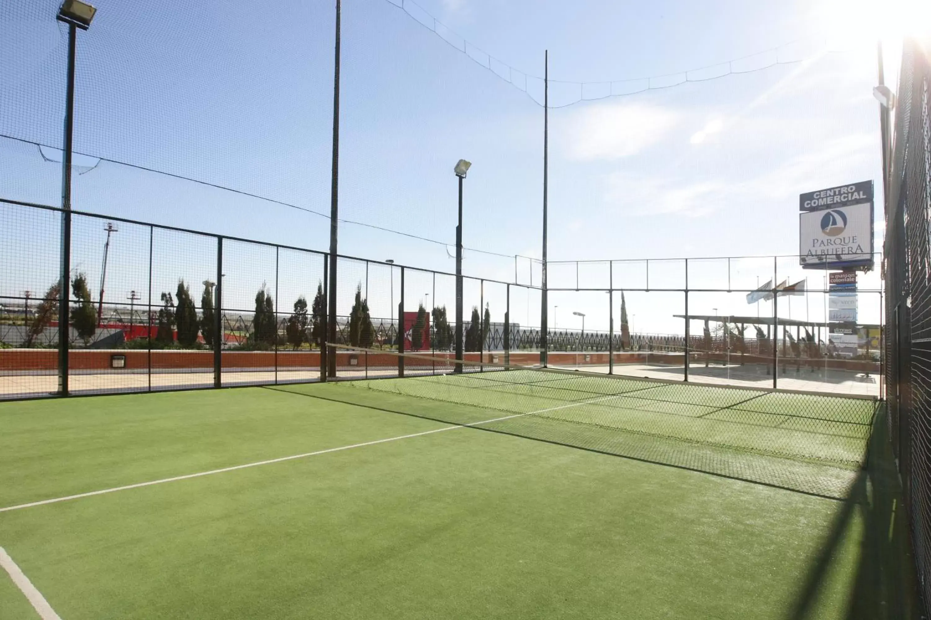 Area and facilities, Tennis/Squash in Hotel Albufera