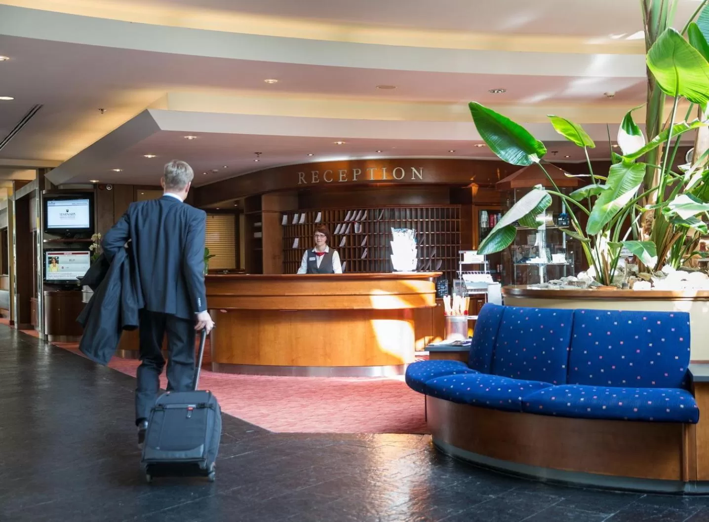 Lobby or reception in Seminaris SeeHotel Potsdam