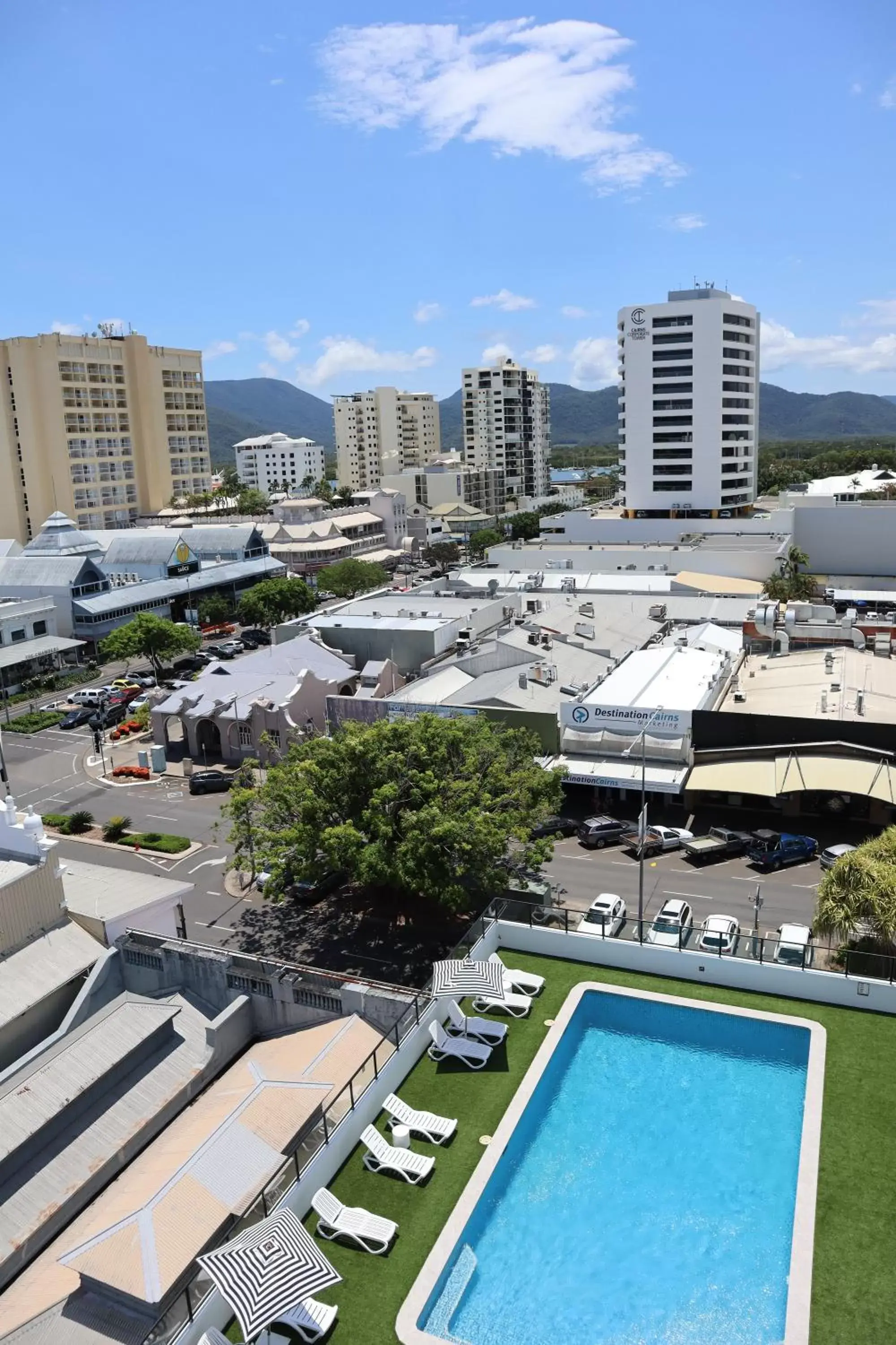 City view, Pool View in The Benson Hotel