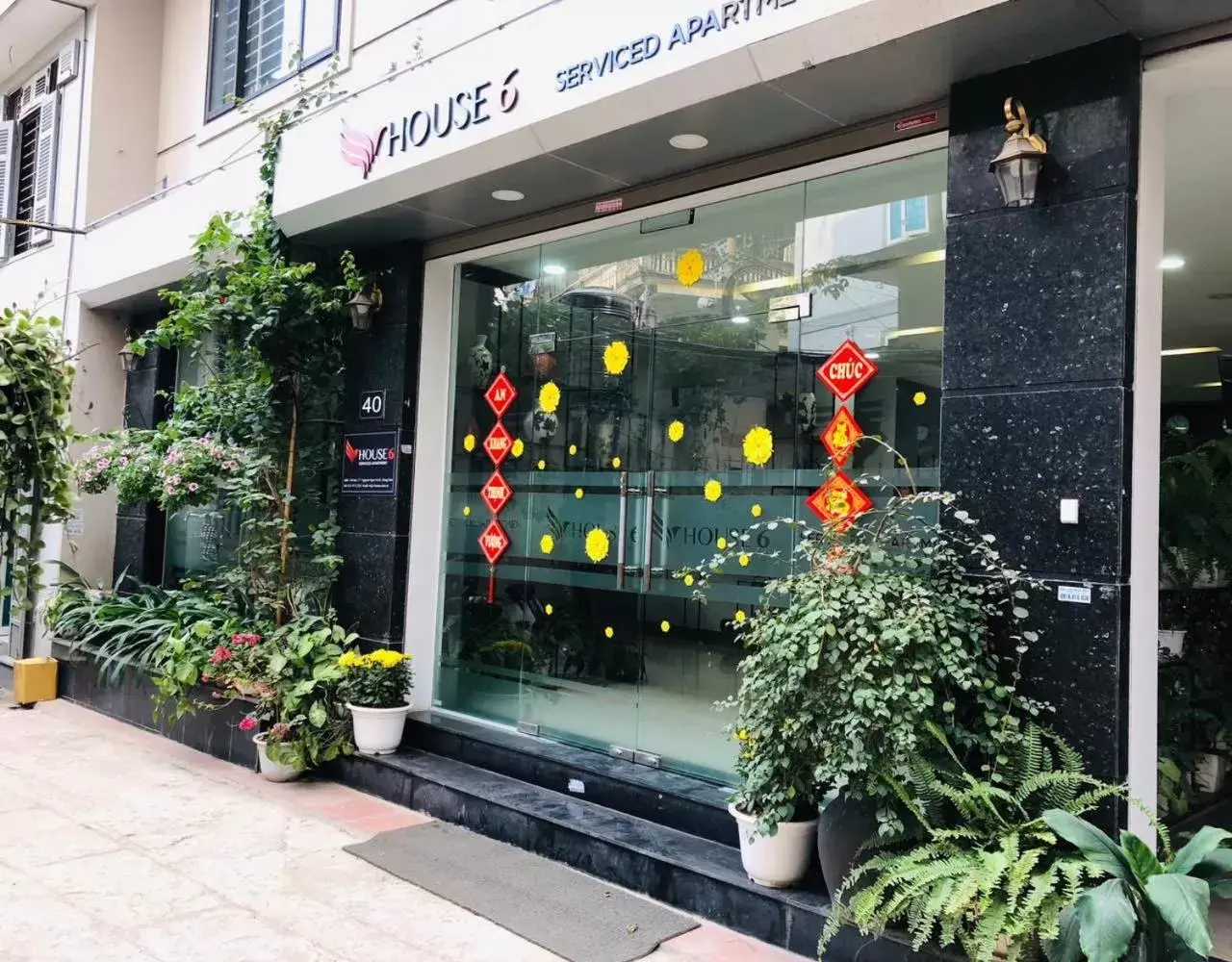 Property building in V House 6 Serviced Apartment Property building in V House 6 Serviced Apartment