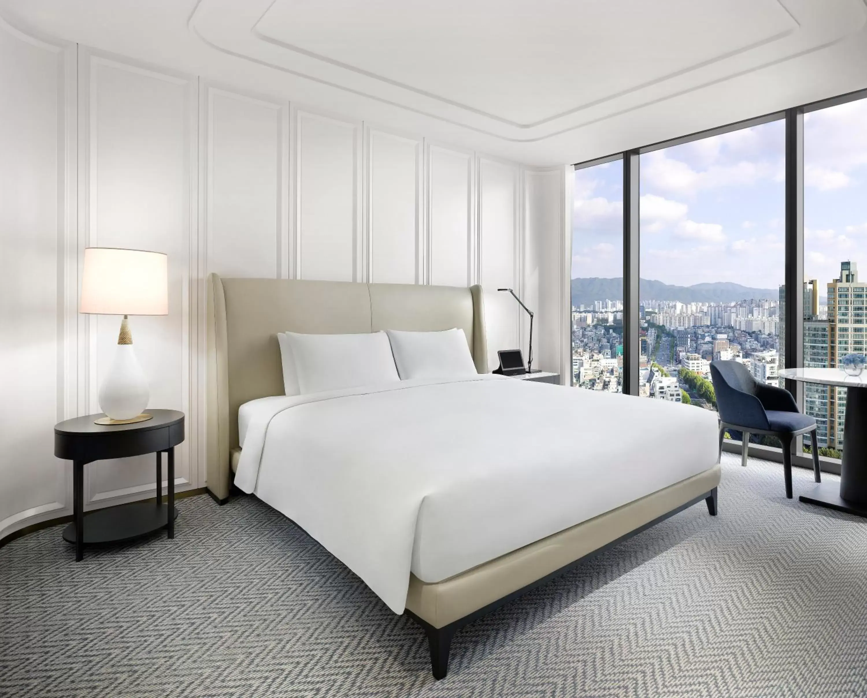 Bedroom, Bed in Sofitel Ambassador Seoul Hotel & Serviced Residences