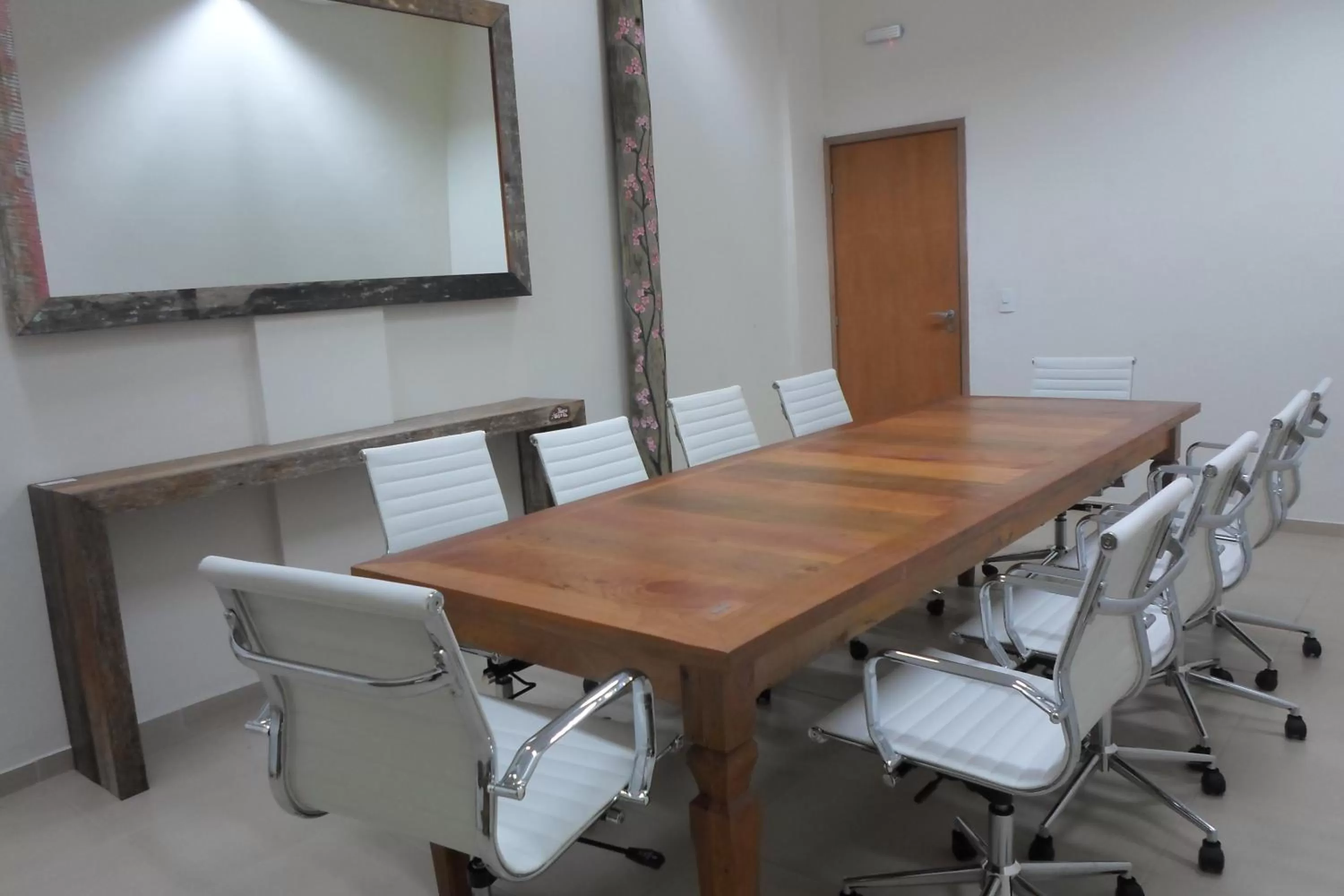 Meeting/conference room in Meu Hotel Garça