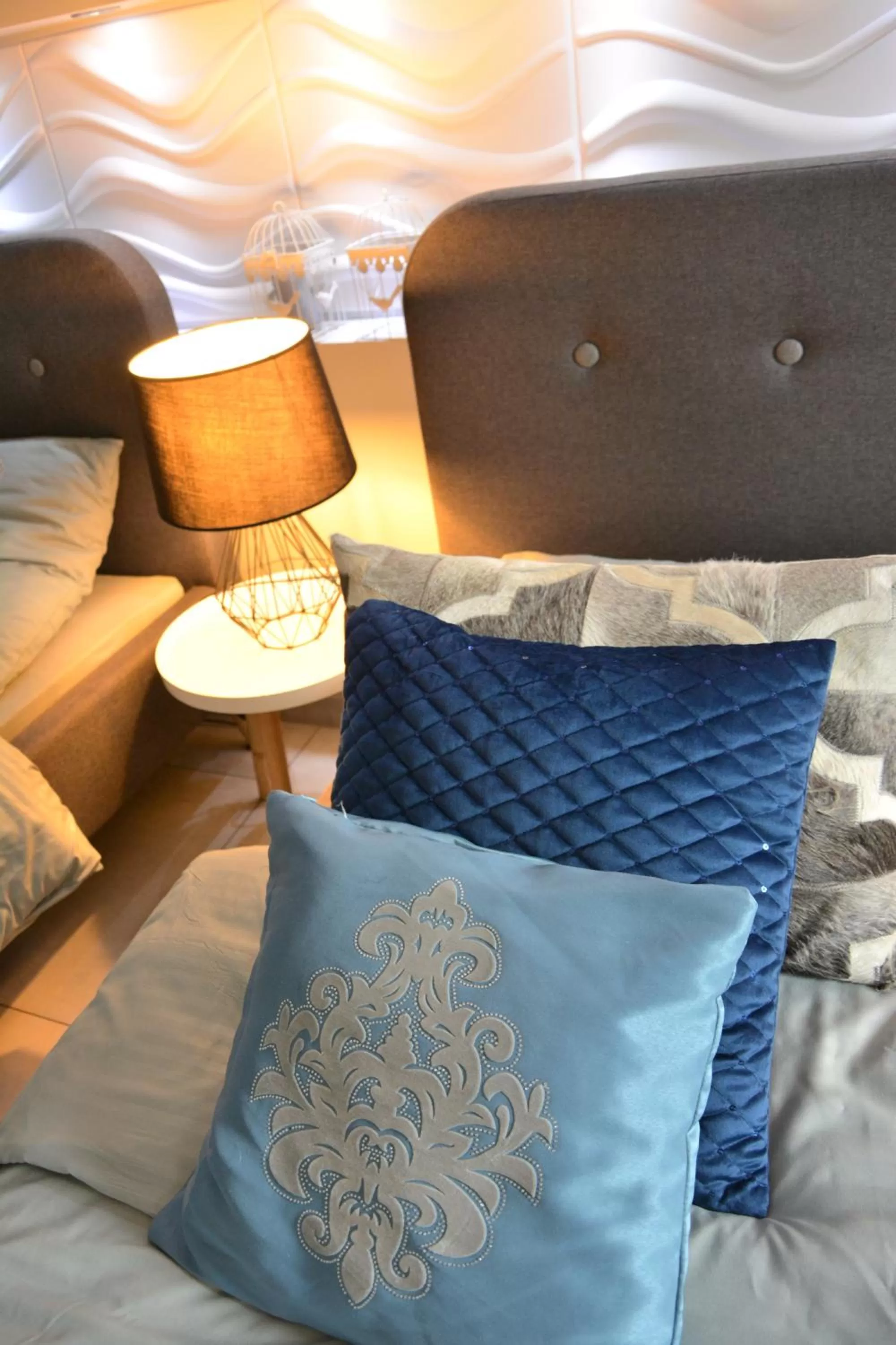 Living room, Bed in Apartamenty i pokoje „Pod Jedynką”