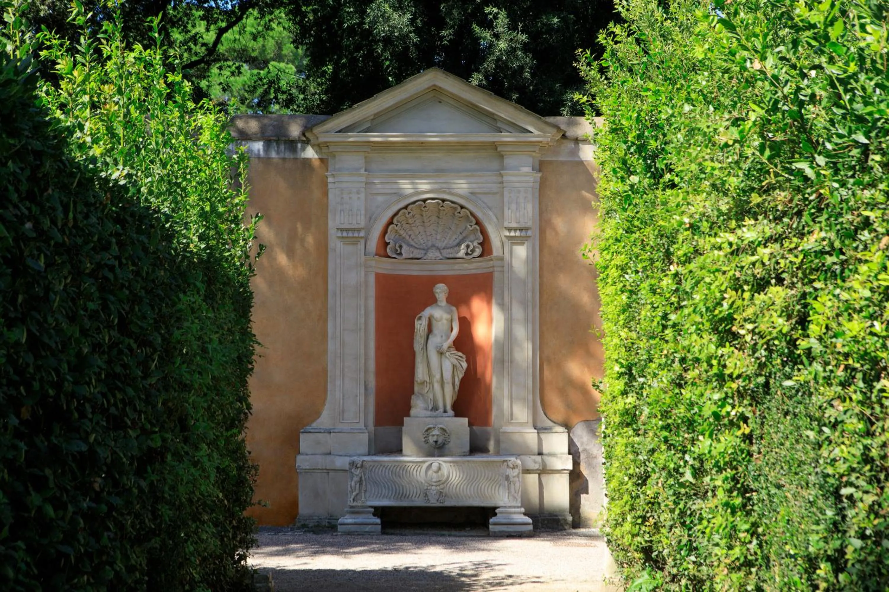 Nearby landmark in Rocco Forte Hotel De La Ville