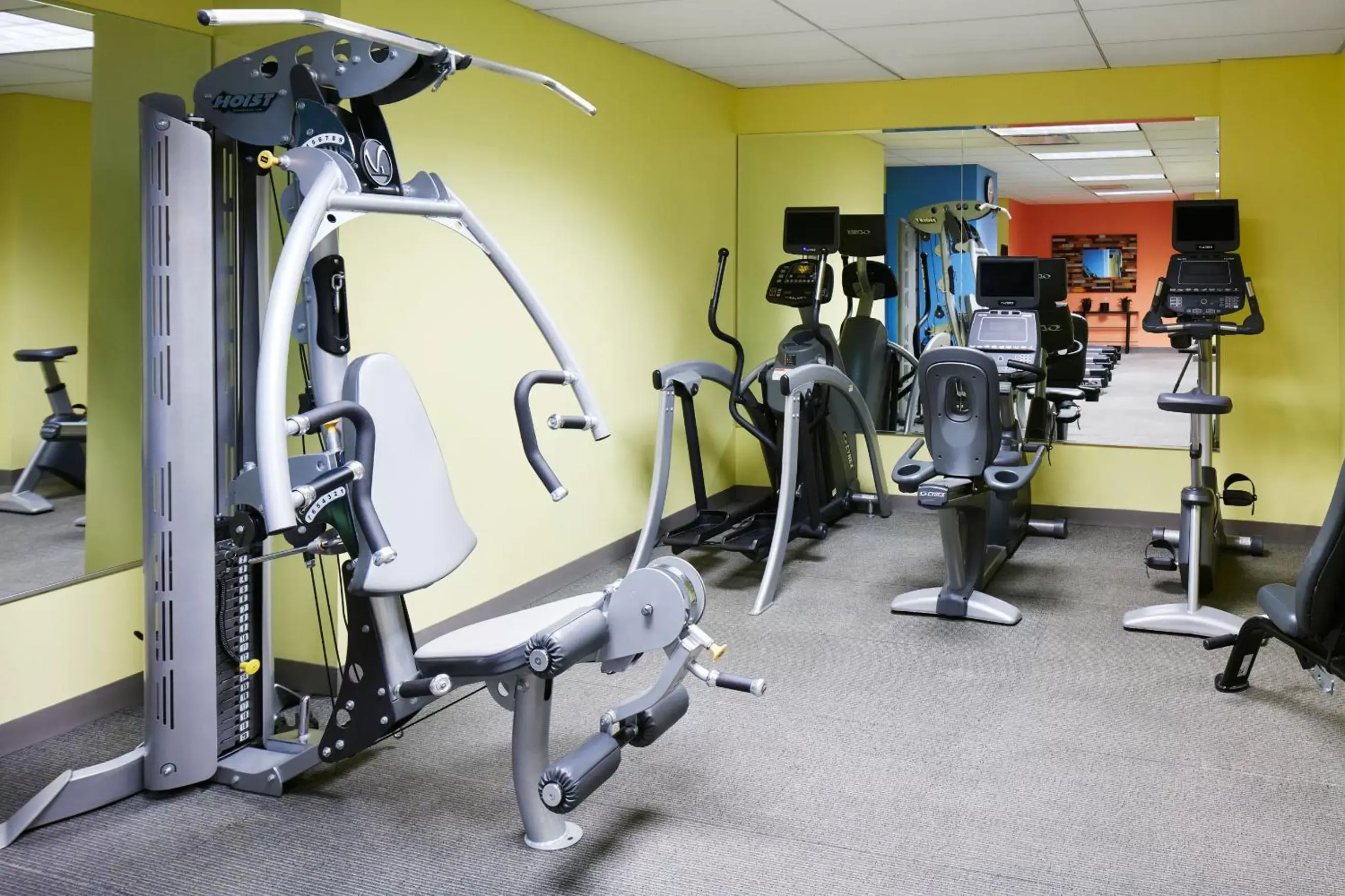 Fitness centre/facilities, Fitness Center/Facilities in World Center Hotel