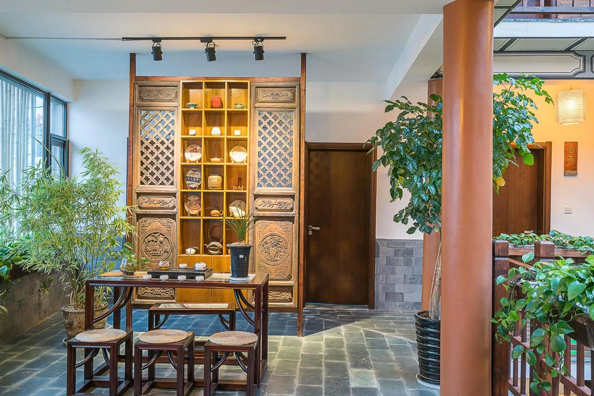 Decorative detail in Dali Yanyuan Mountain Retreat