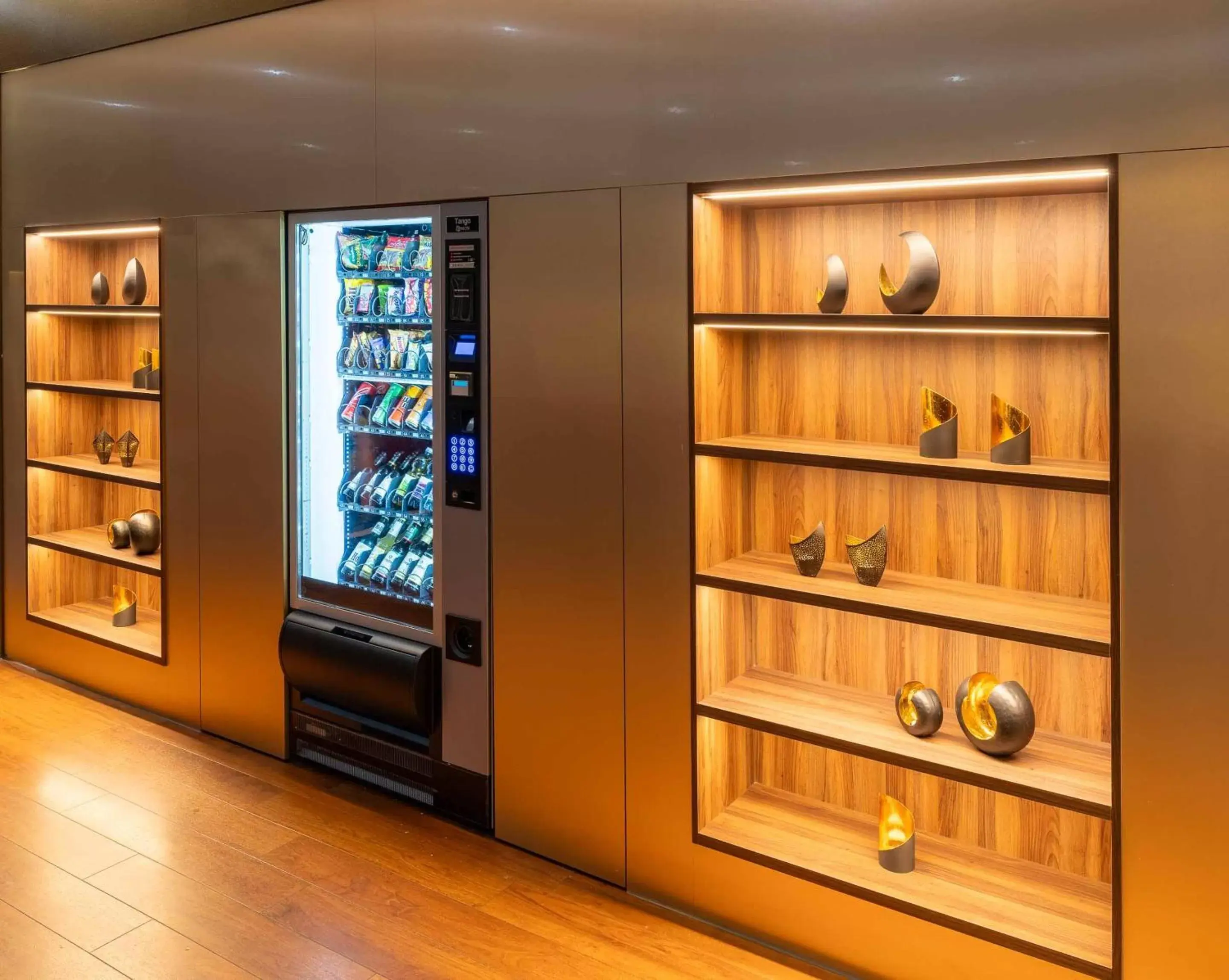 Lobby or reception in PLAZA Premium Karlsruhe Lobby or reception in PLAZA Premium Karlsruhe