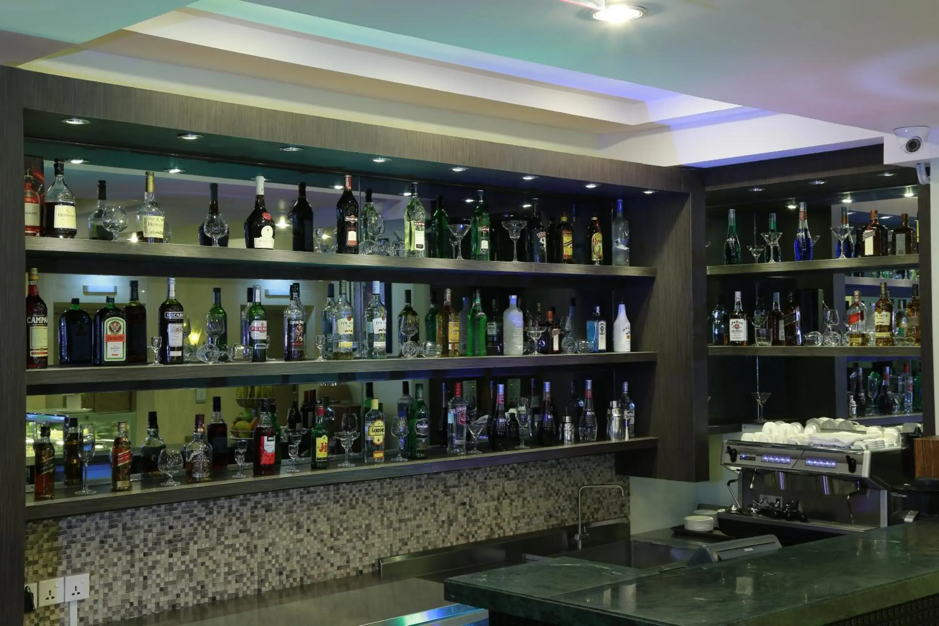 Lounge or bar in Best Western Green Hill Hotel