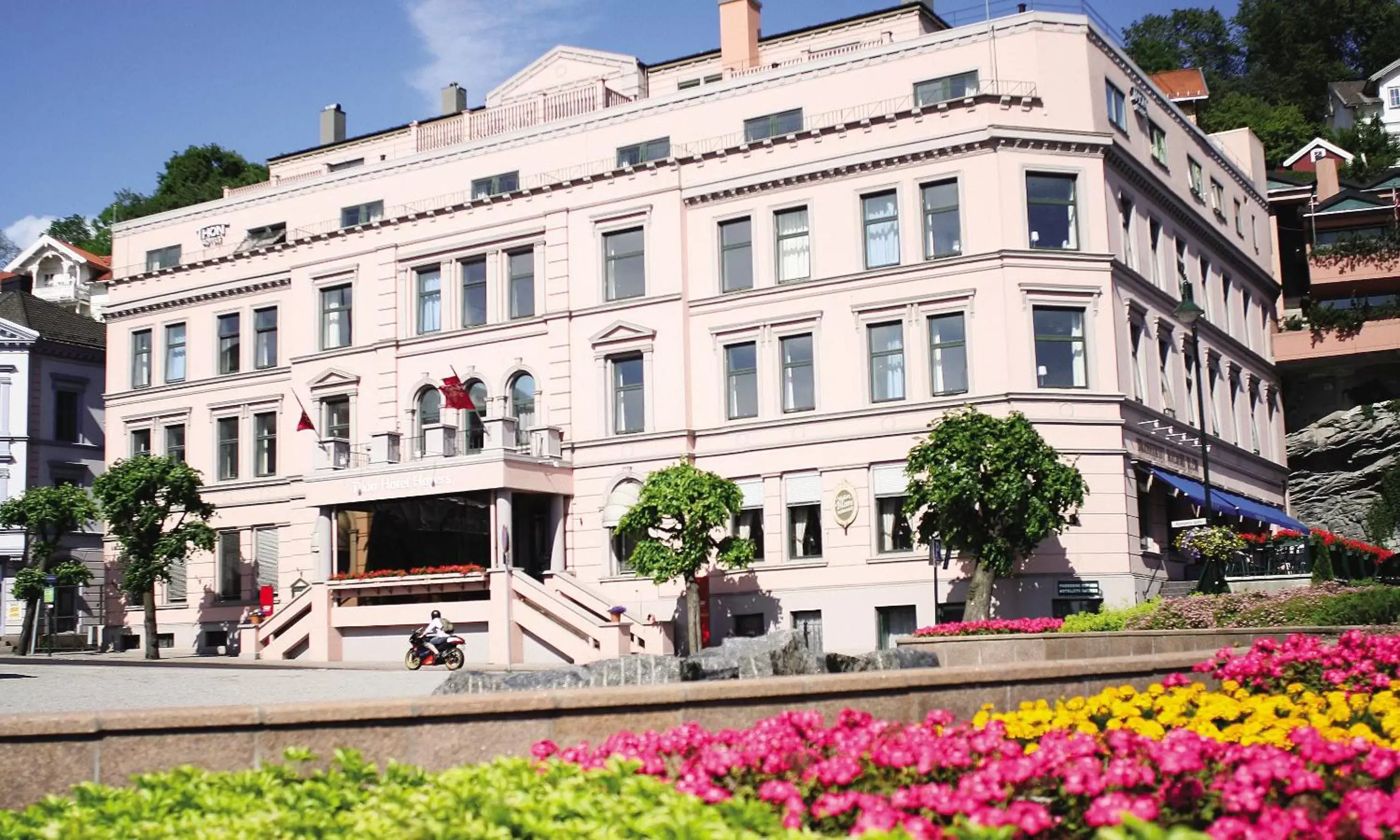 Facade/entrance in Thon Hotel Høyers Facade/entrance in Thon Hotel Høyers