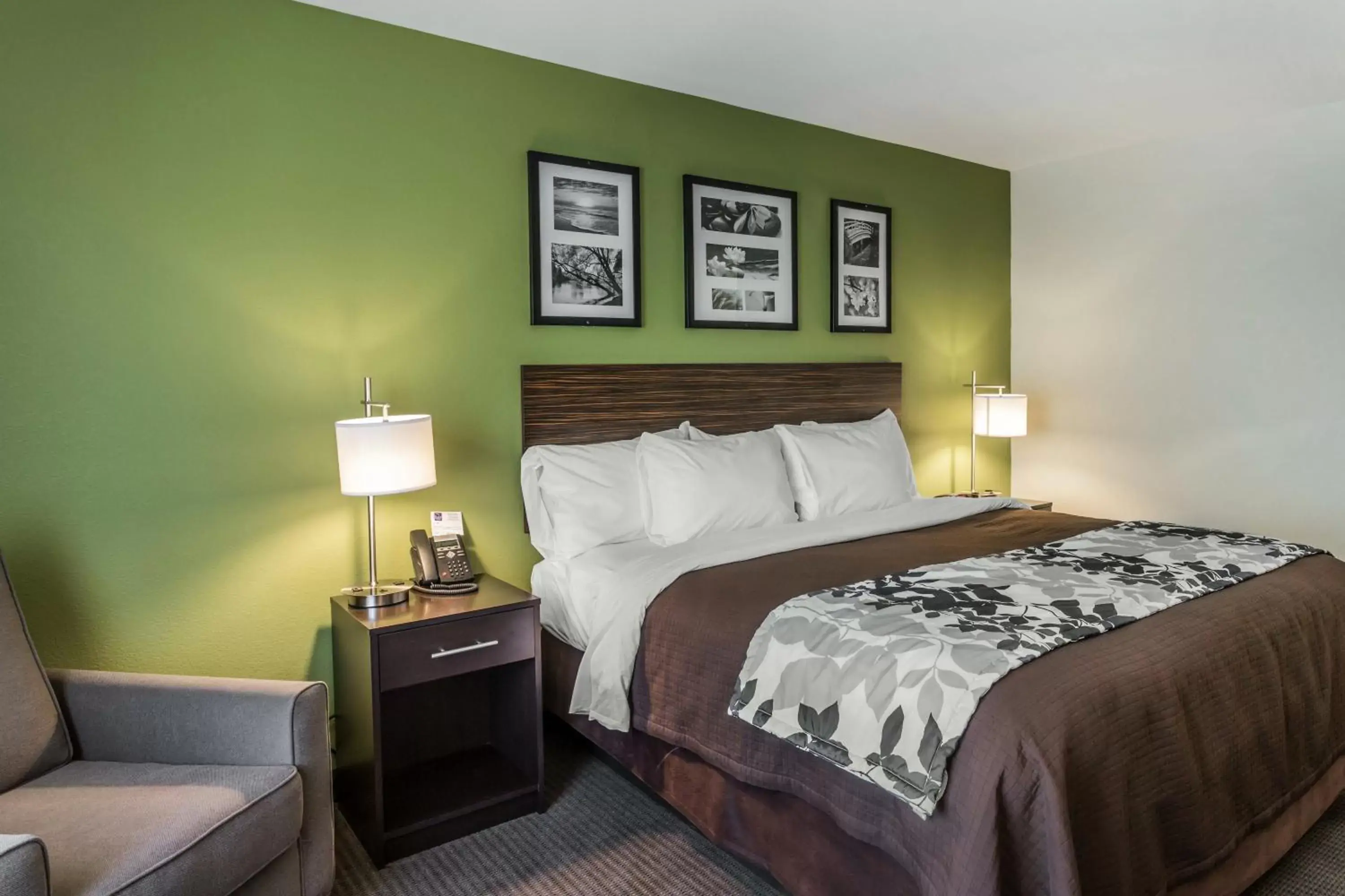 Bed in Sleep Inn & Suites Dayton