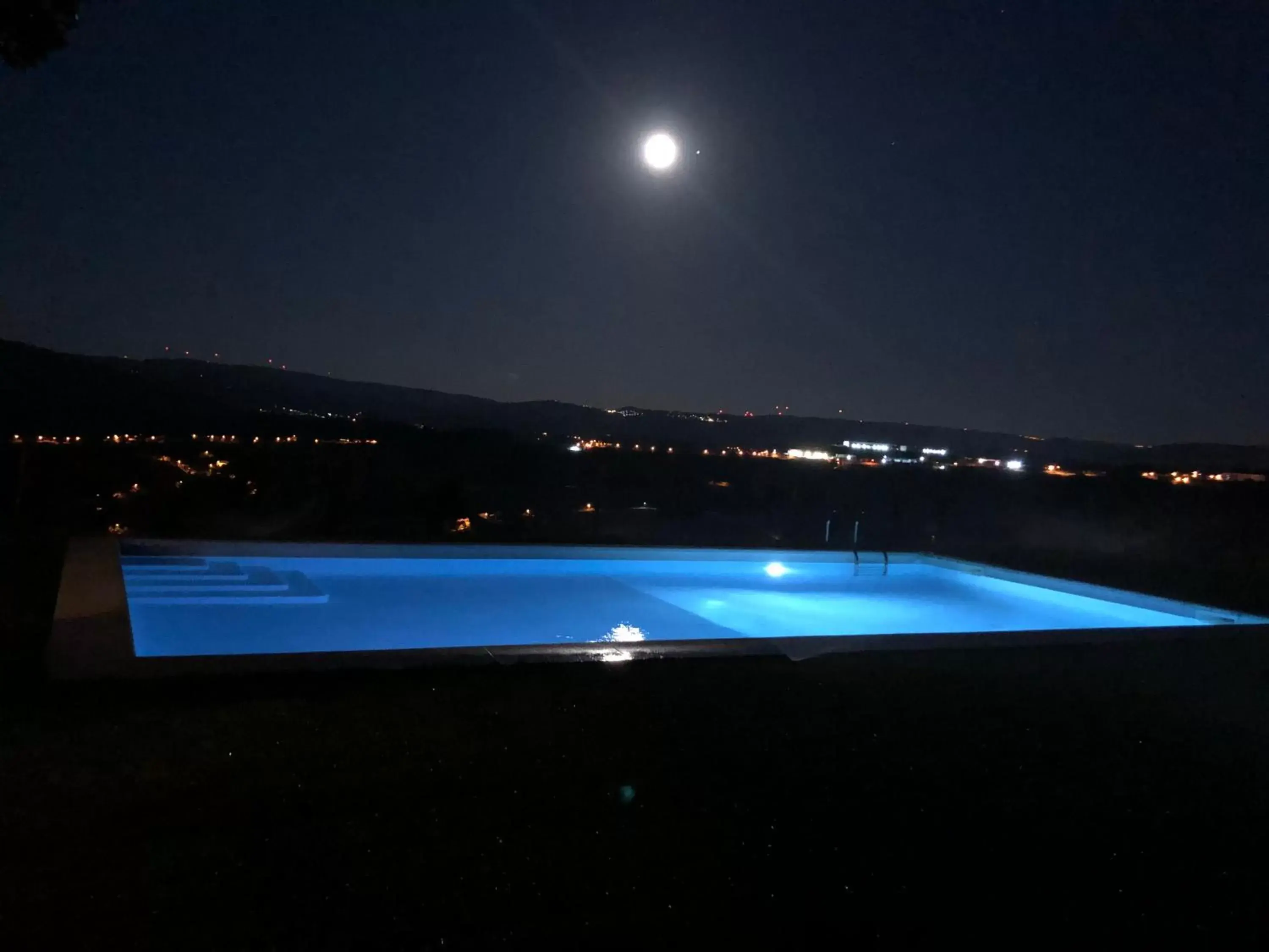 Night, Swimming Pool in Quinta da Portela - Casa Visconde Arneiros