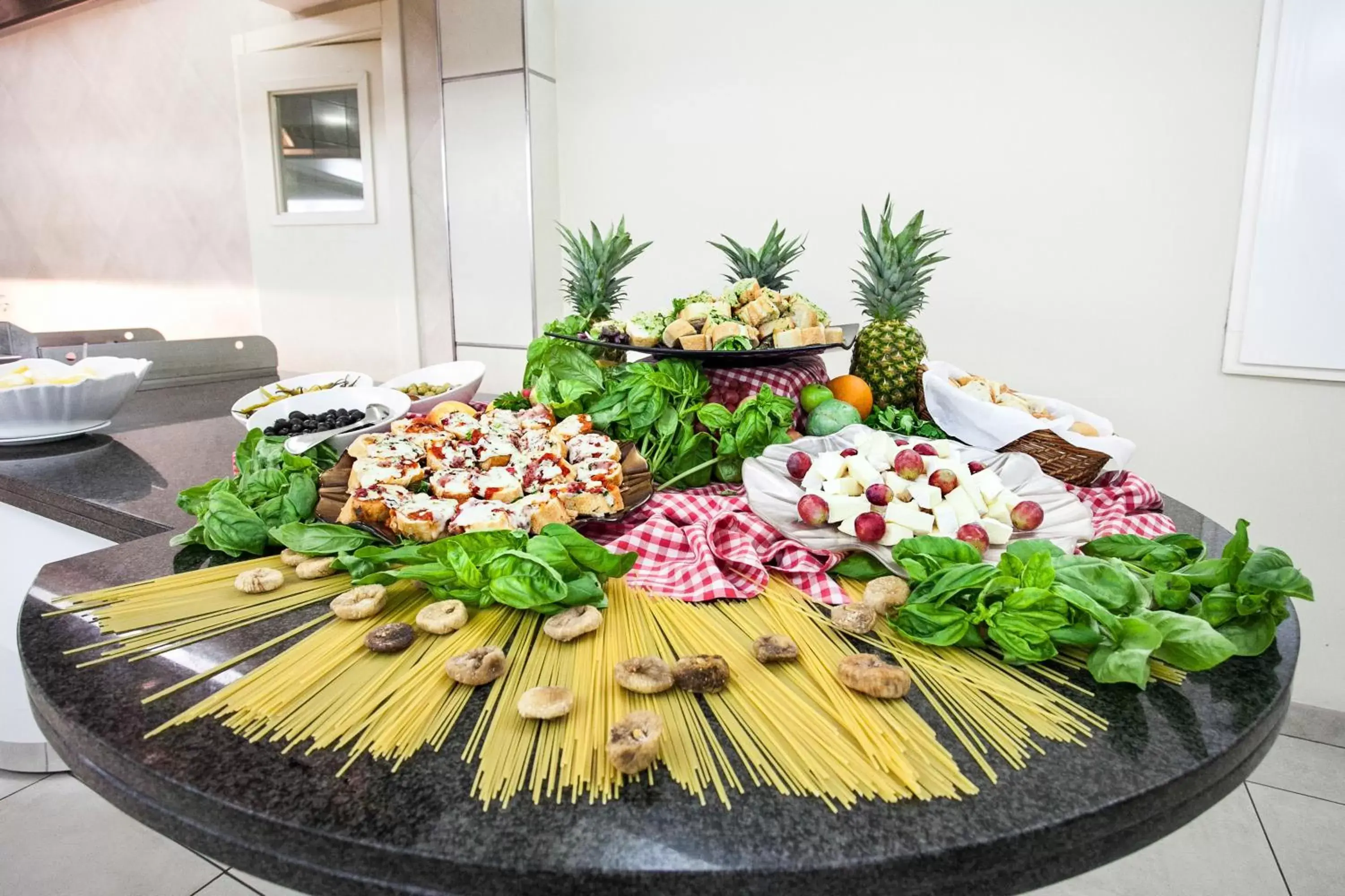 Restaurant/places to eat in Morlans Garden Restaurant/places to eat in Morlans Garden