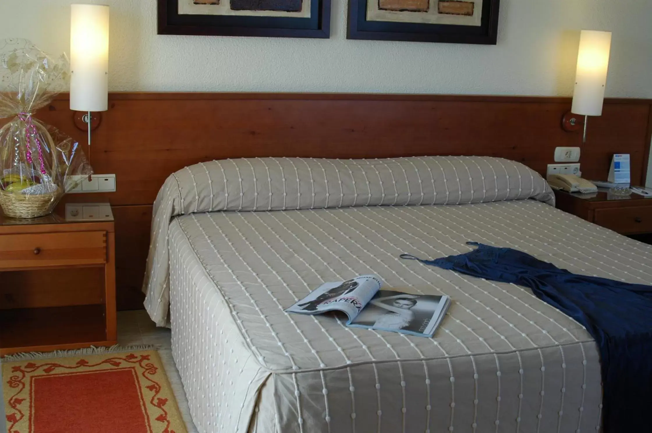 Bed in Hotel Masa International