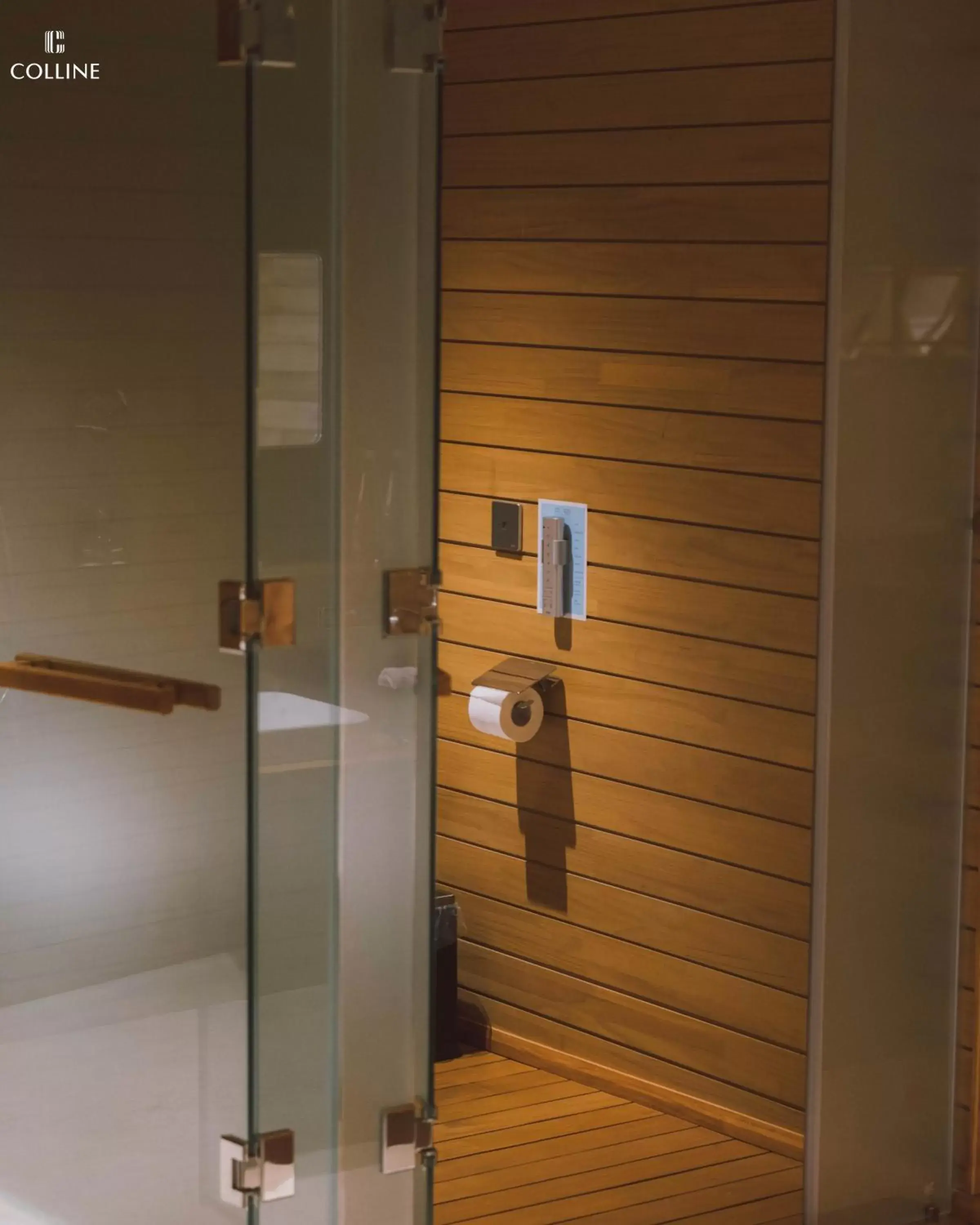 Bathroom in Hôtel Colline