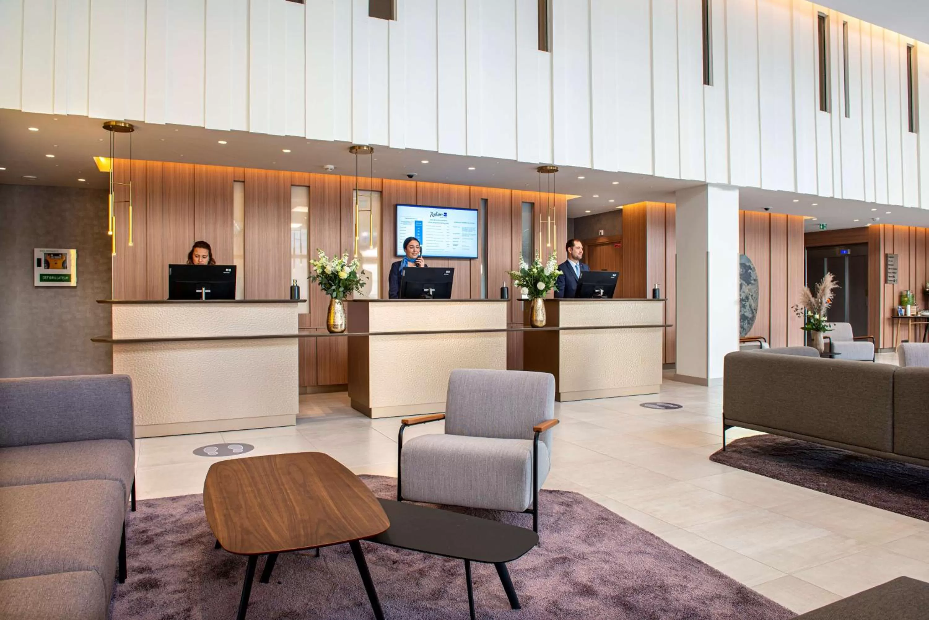 Lobby or reception in Radisson Blu Hotel, Rouen Centre