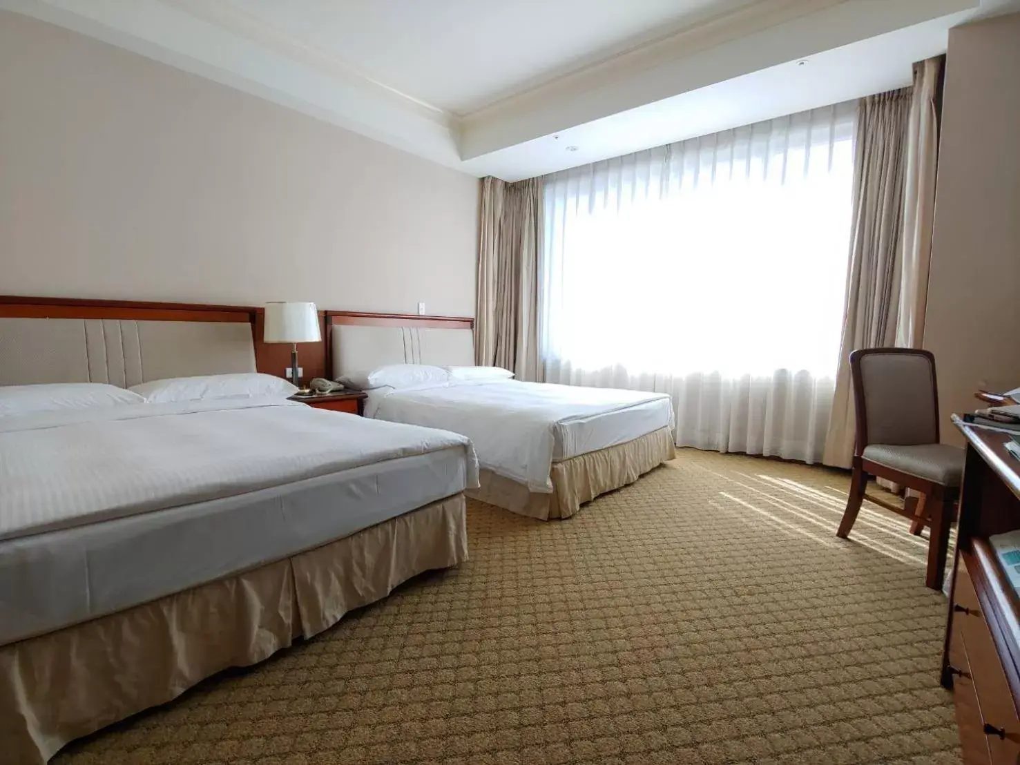 Photo of the whole room, Bed in Evergreen Laurel Hotel - Taichung