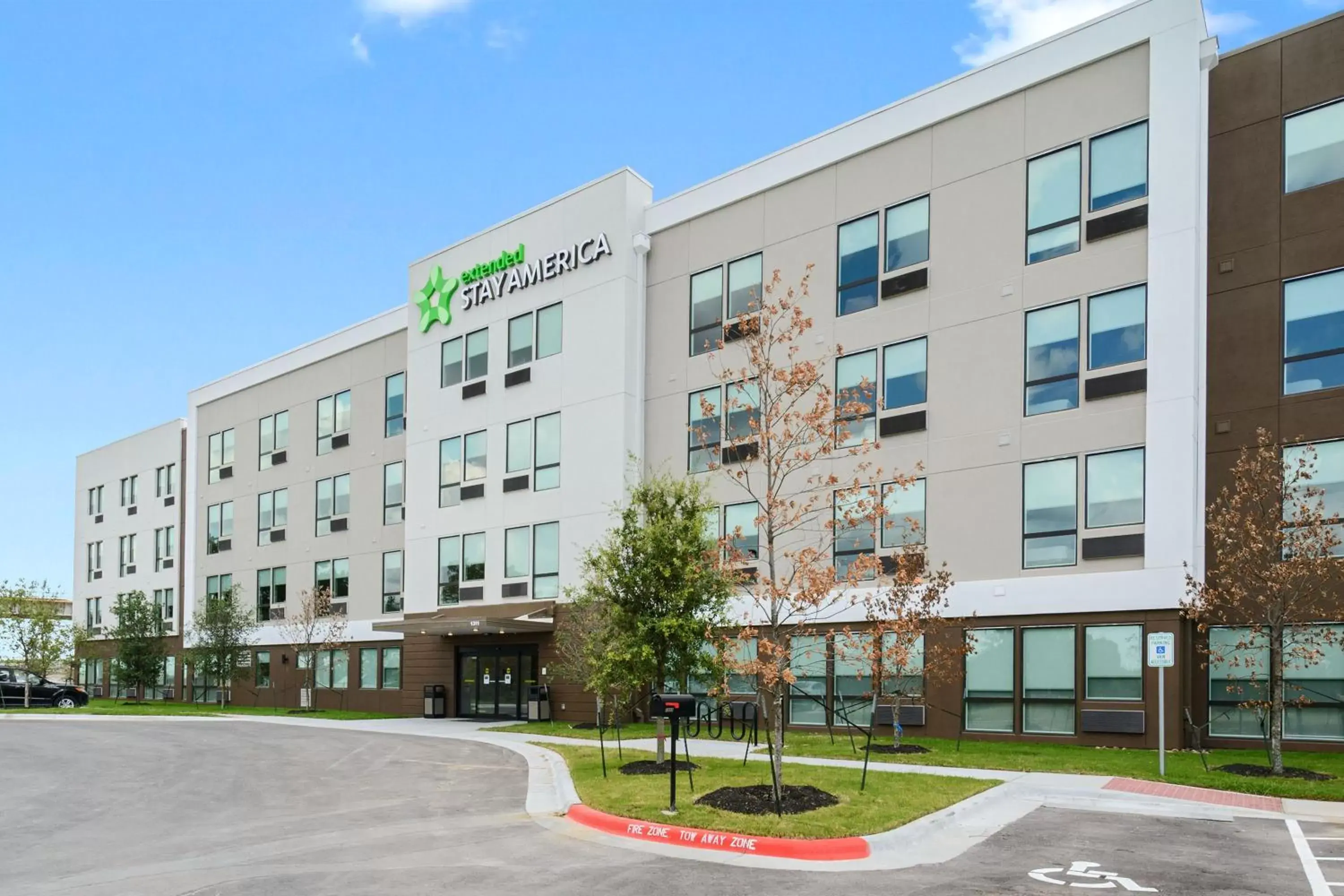 Facade/entrance, Property Building in Extended Stay America Premier Suites - Austin - Austin Airport