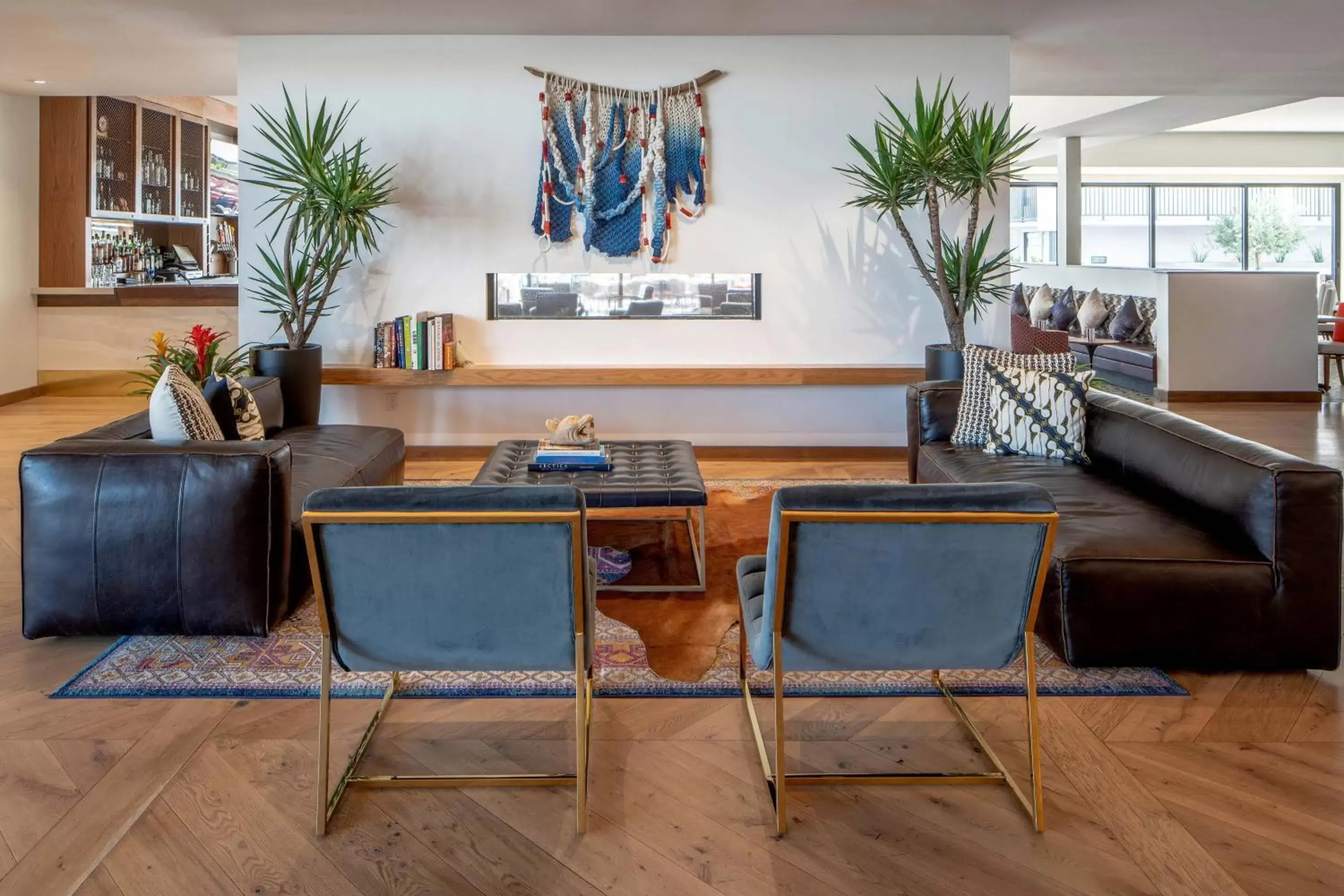 Lounge or bar in Hotel Adeline, Scottsdale, a Tribute Portfolio Hotel Lounge or bar in Hotel Adeline, Scottsdale, a Tribute Portfolio Hotel