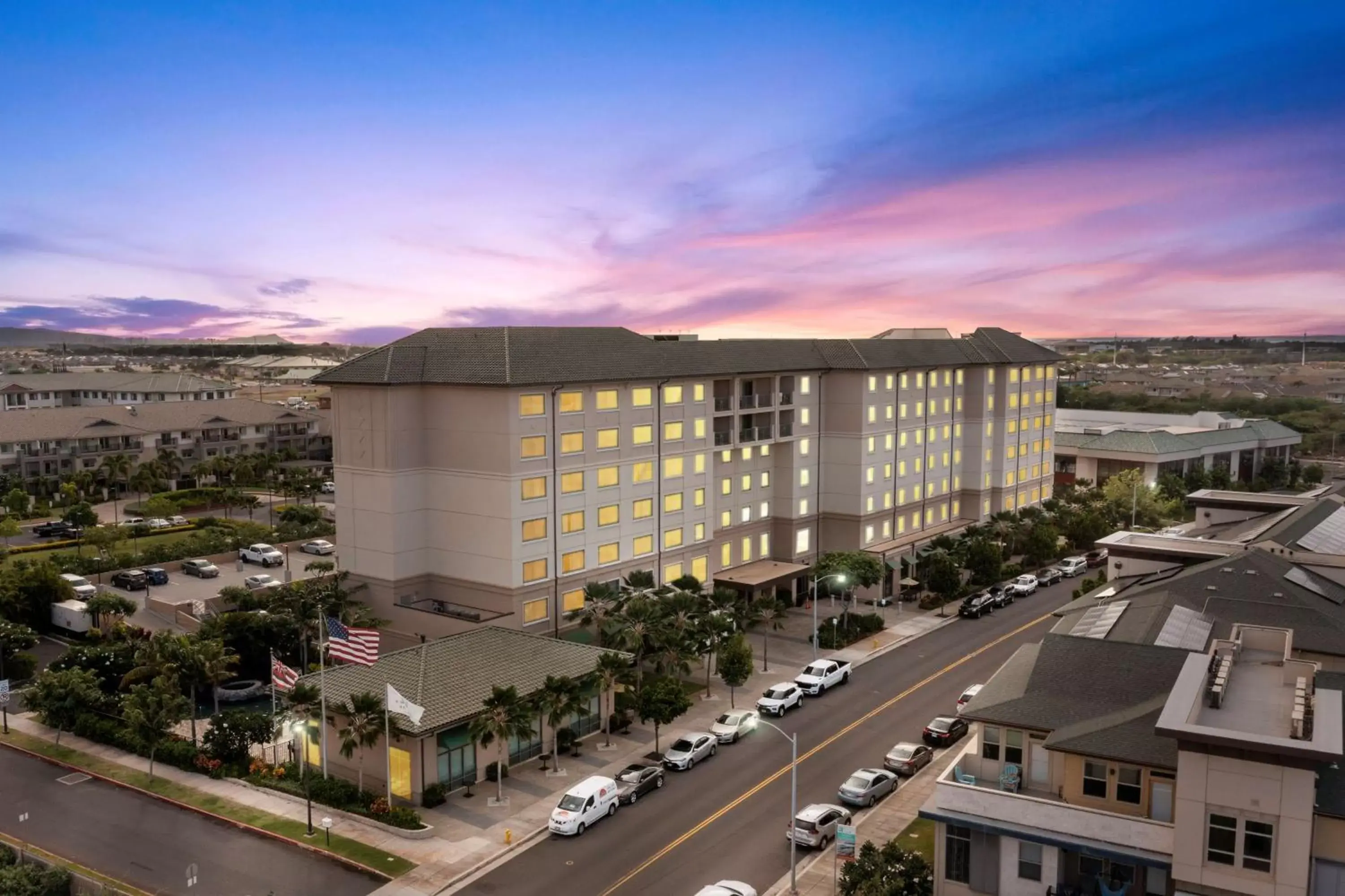 Property building in Embassy Suites By Hilton Oahu Kapolei - FREE Breakfast