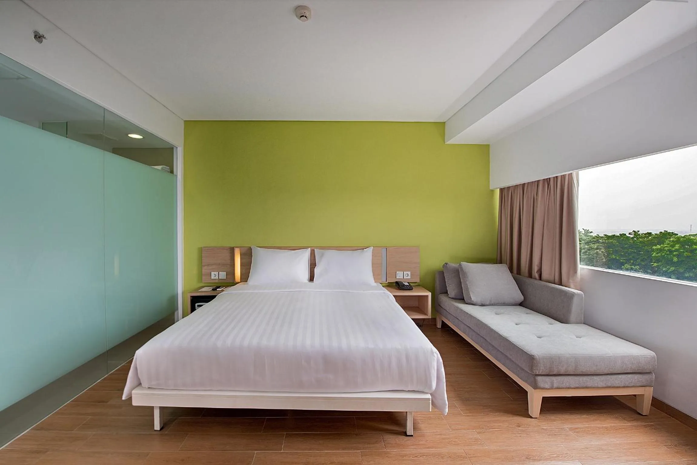 Property building, Bed in Whiz Prime Hotel Pajajaran Bogor