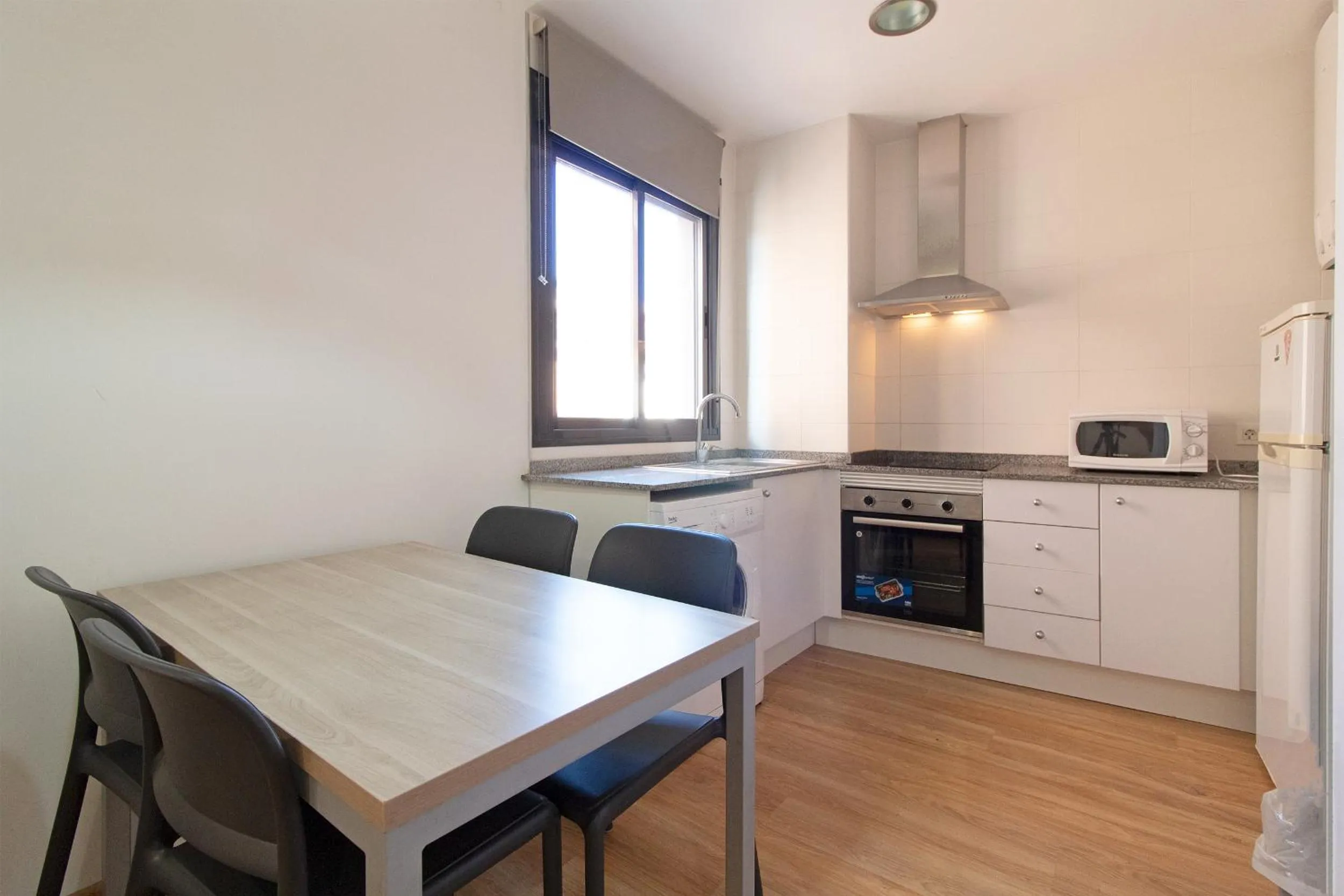 Kitchen or kitchenette in Hotel Sagunto