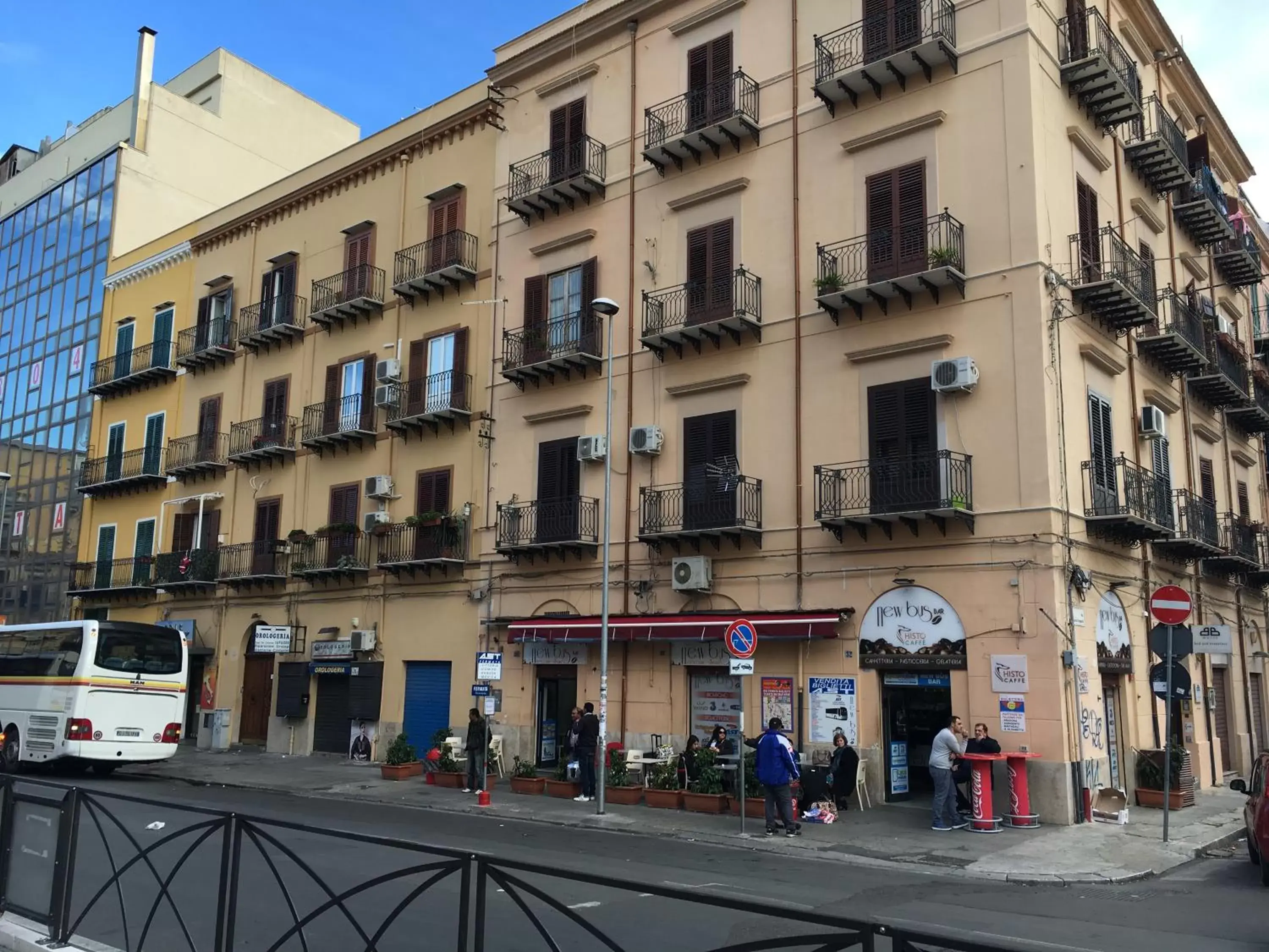 Street view, Property Building in Room & Breakfast Zero