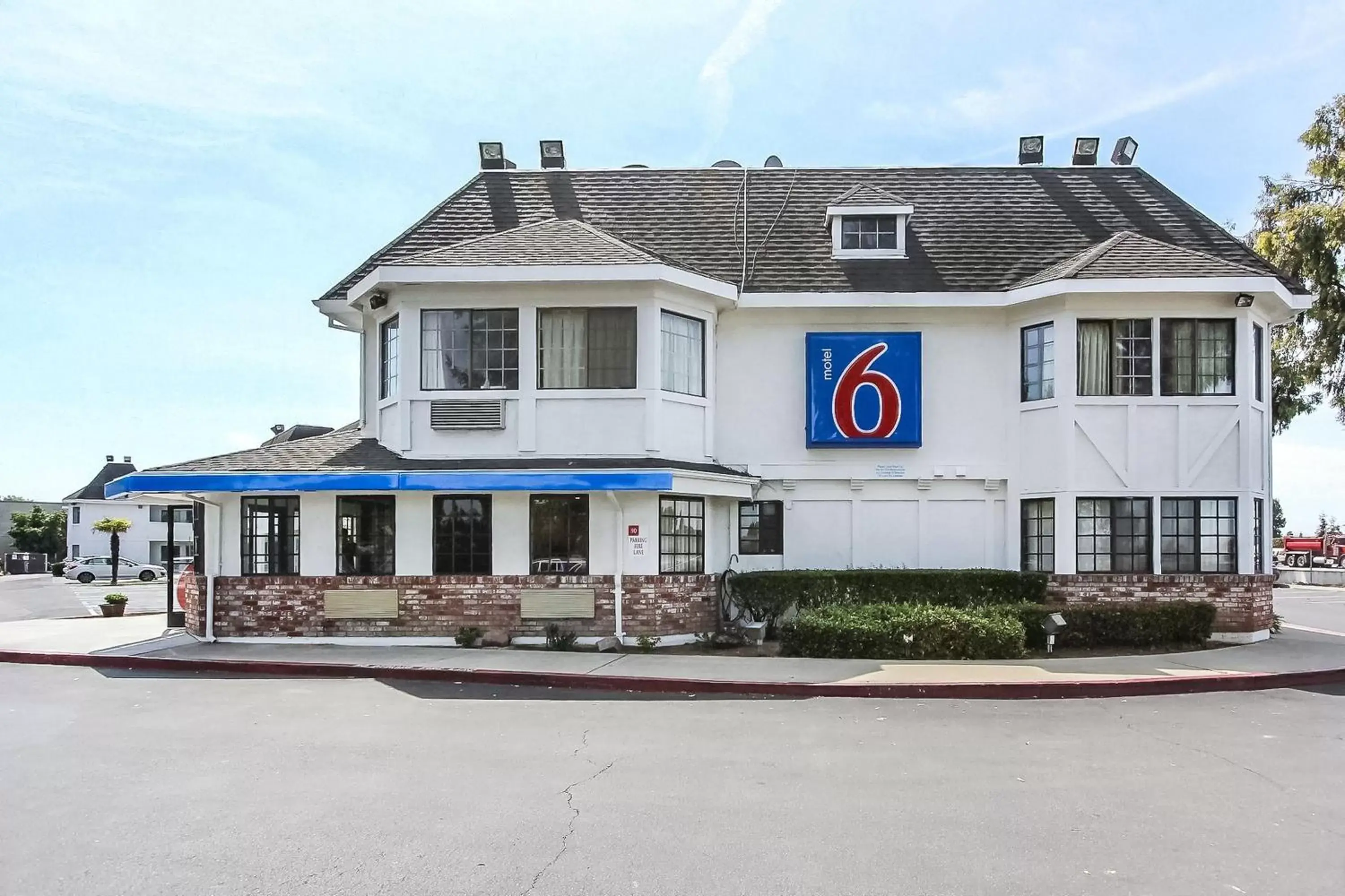 Facade/entrance, Property Building in Motel 6-Fremont, CA - North