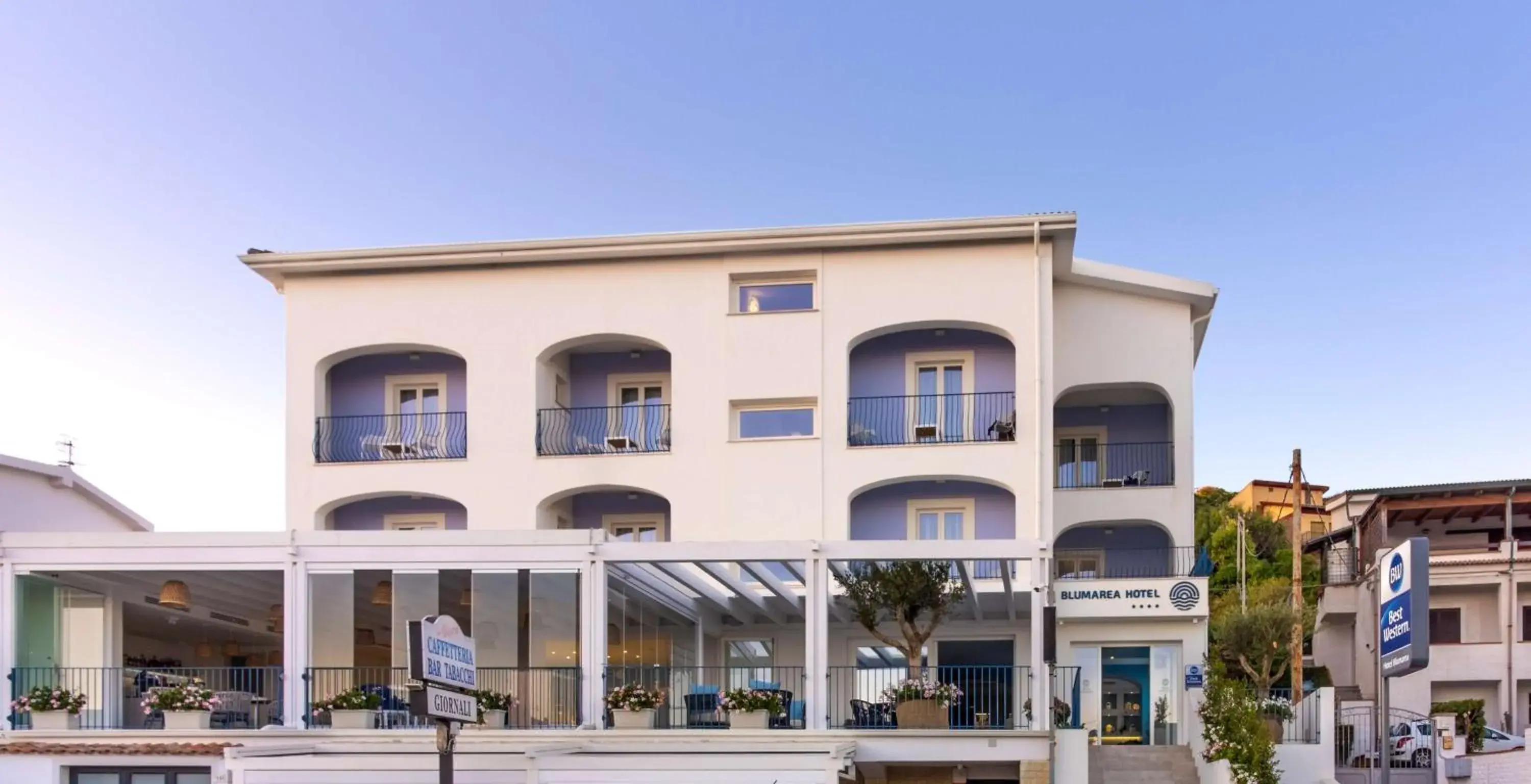 Property Building in Best Western Hotel Blumarea