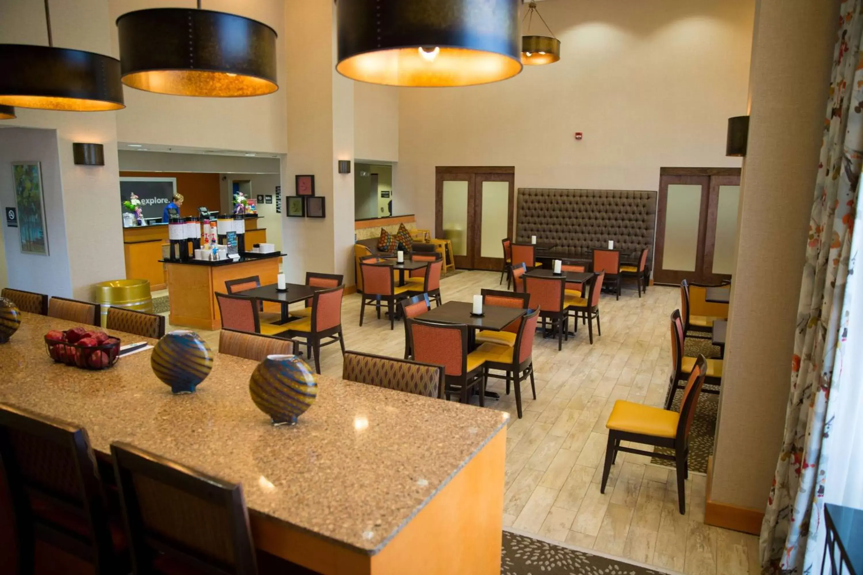 Lobby or reception, Restaurant/Places to Eat in Hampton Inn & Suites Grenada