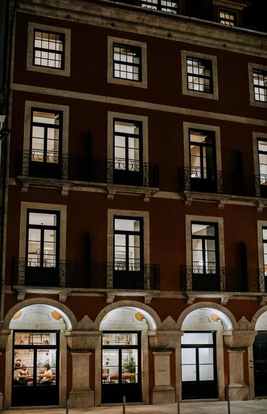 Facade/entrance in Exmo Hotel by Olivia