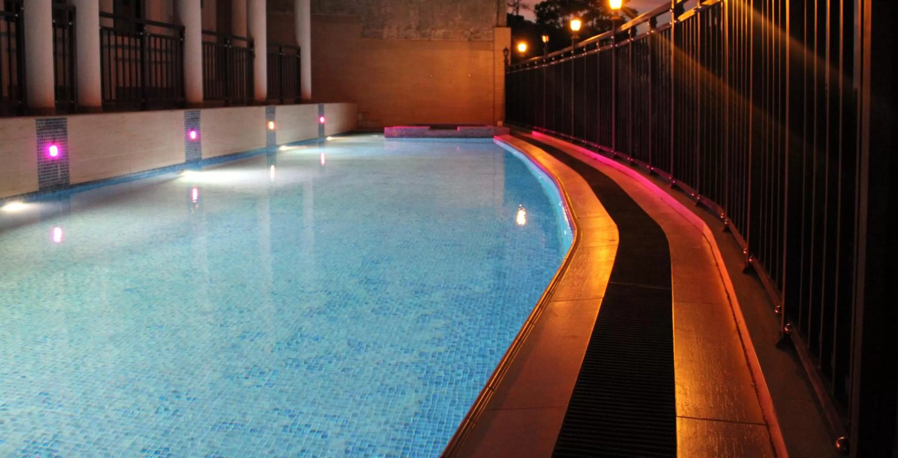 Swimming pool in Sky Gate kandy