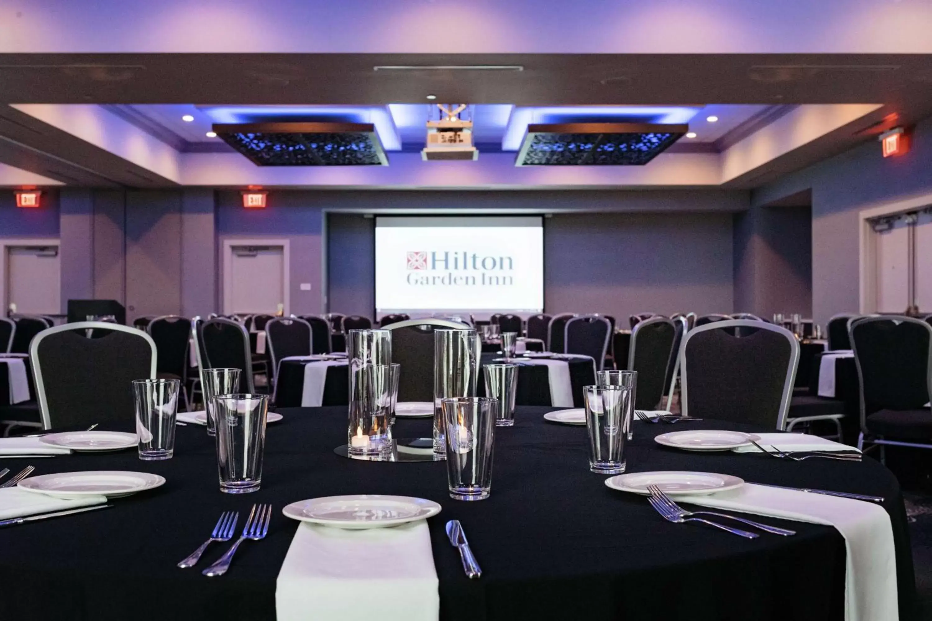 Meeting/conference room in Hilton Garden Inn Madison Sun Prairie