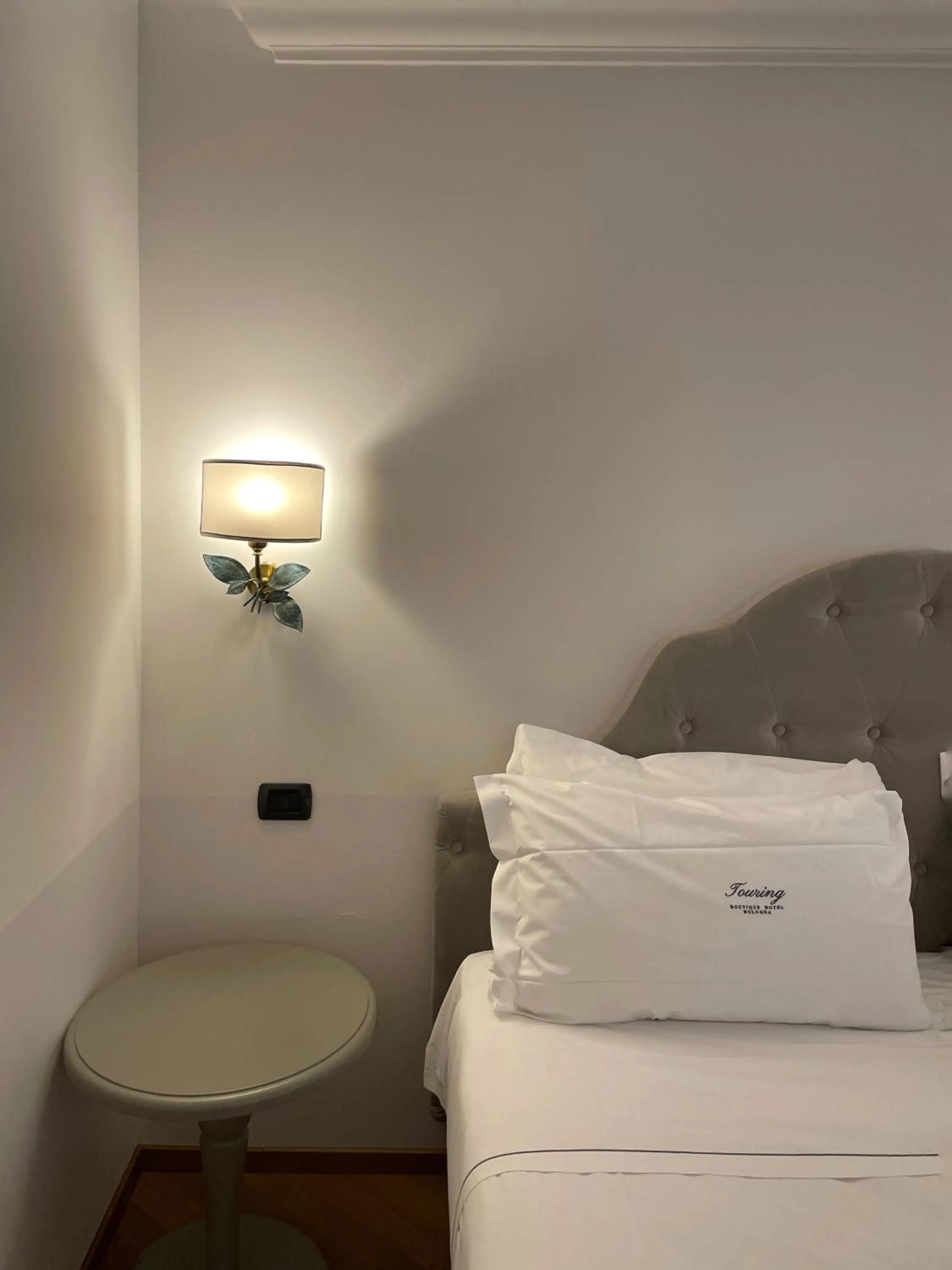 Bed in Hotel Touring