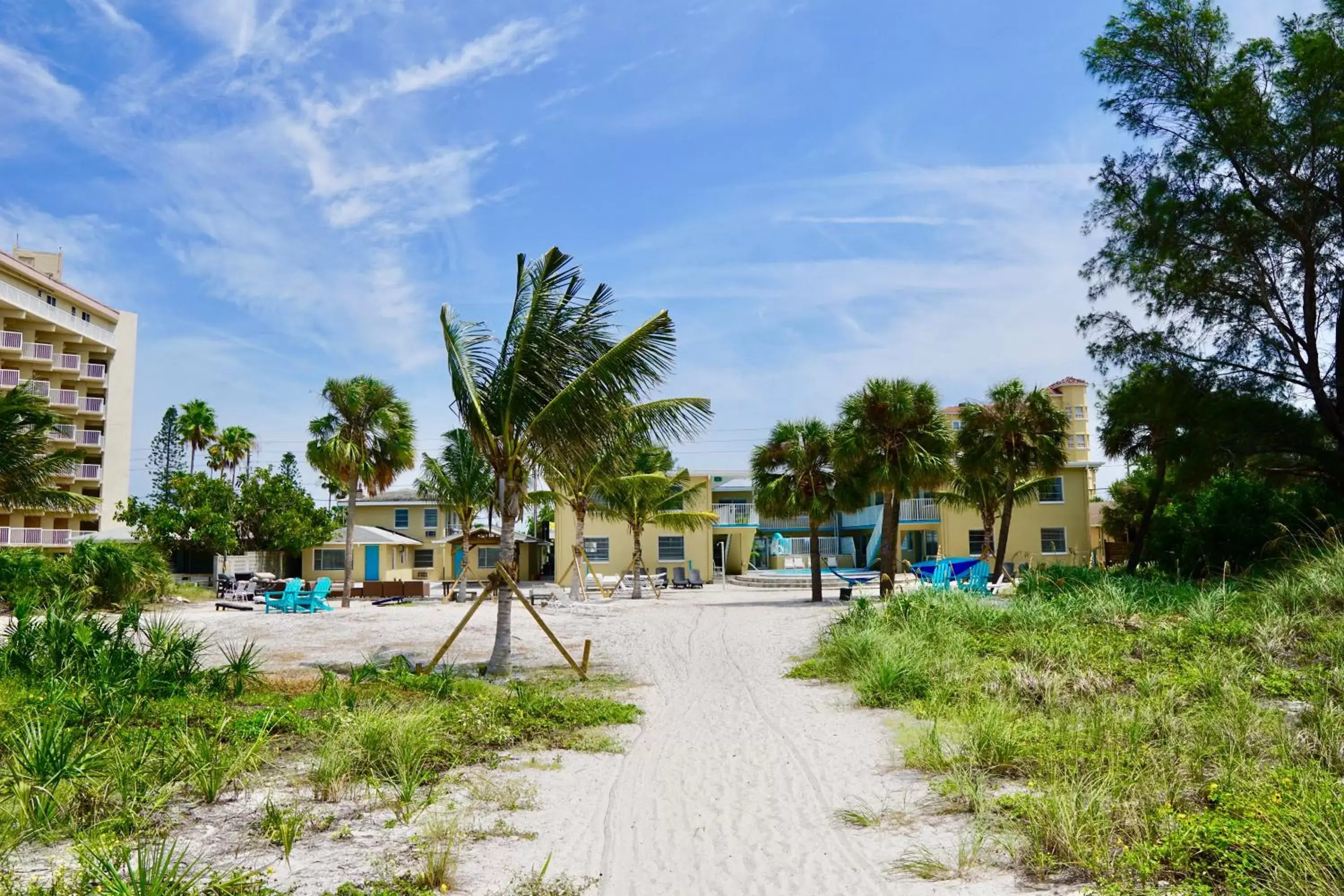 Property building in Molloy Gulf Motel & Cottages