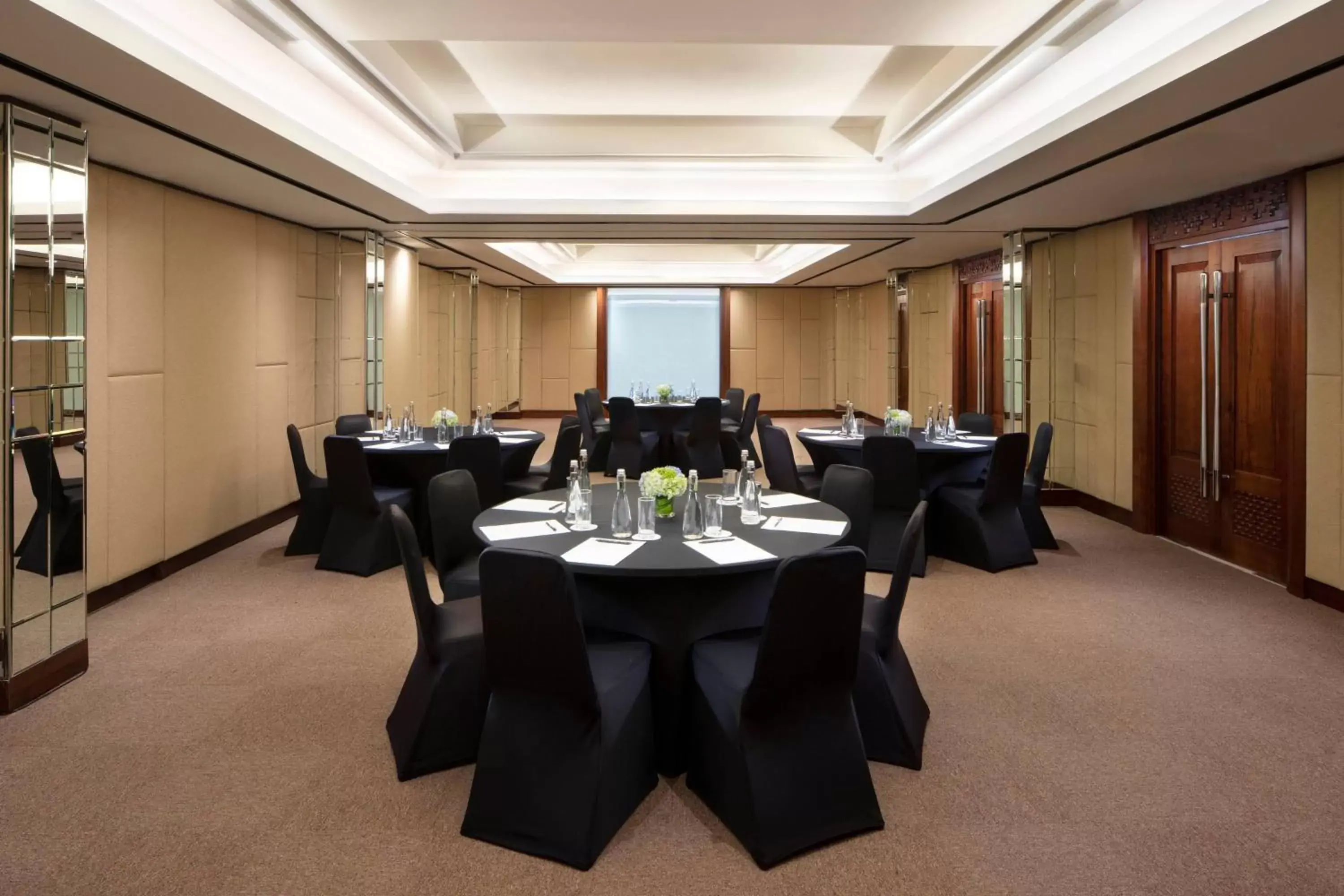 Meeting/conference room, Banquet Facilities in Fairfield by Marriott Bali Legian