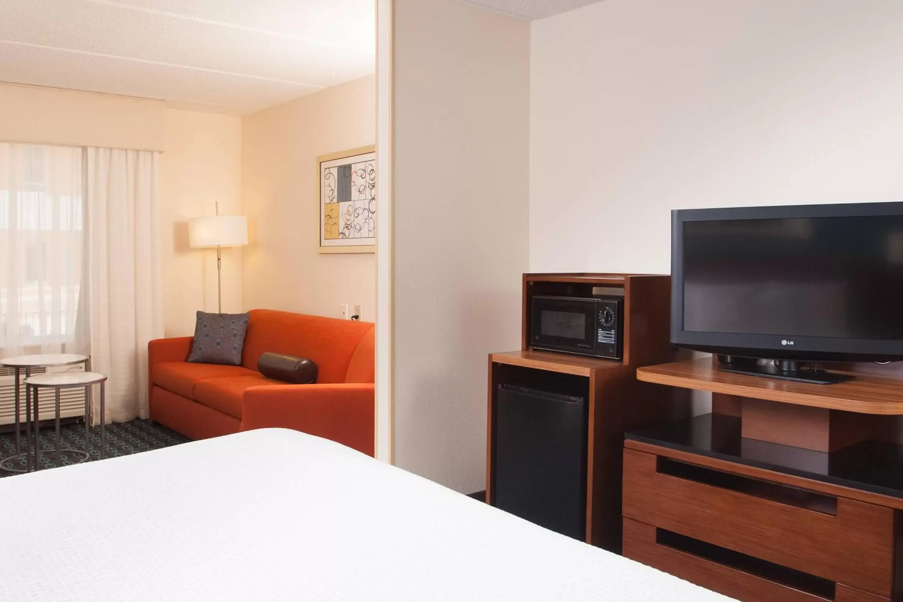 Photo of the whole room, TV/Entertainment Center in Fairfield Inn Greenville Spartanburg Airport