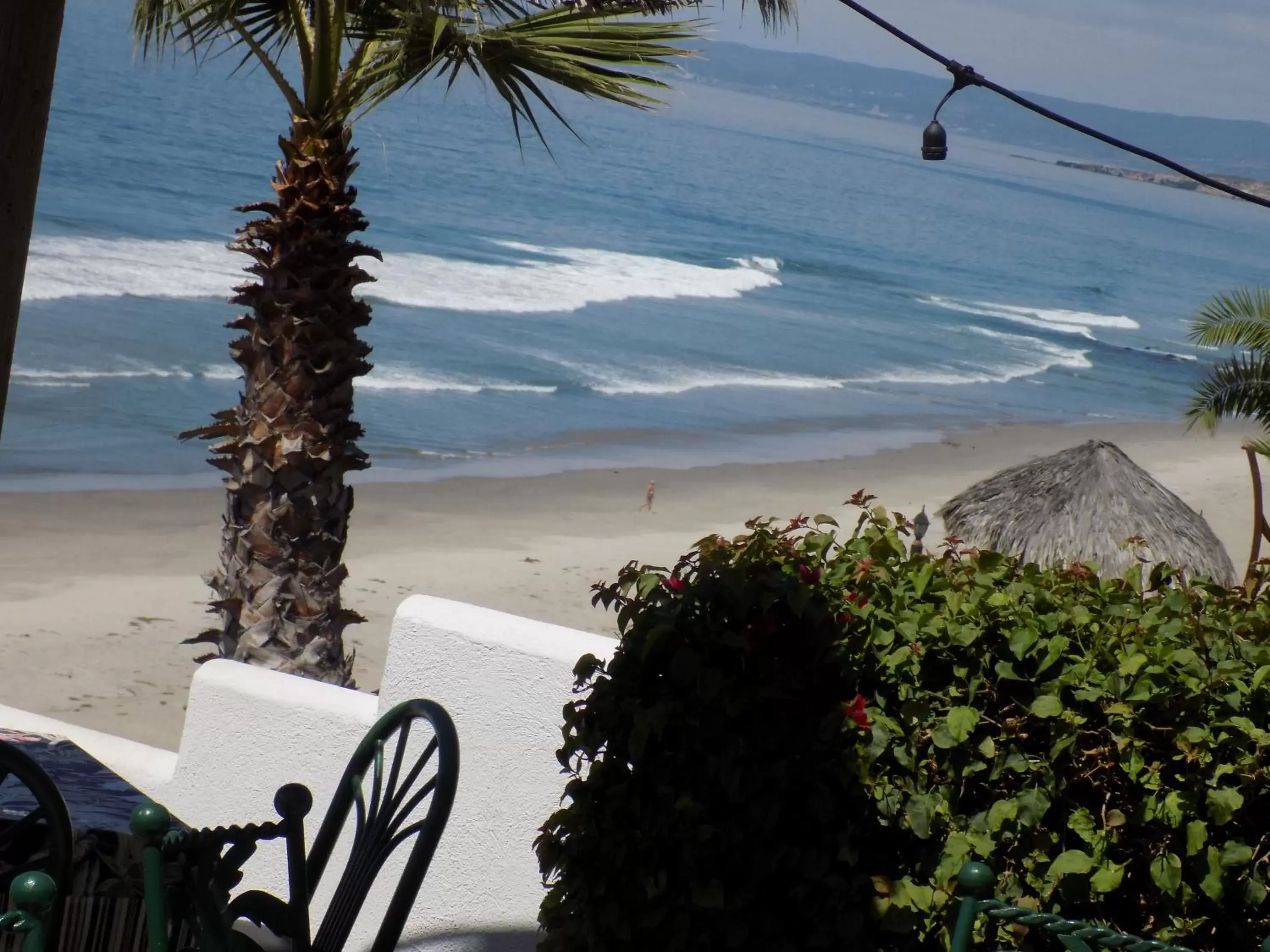 Restaurant/places to eat, Beach in Poco Cielo Hotel