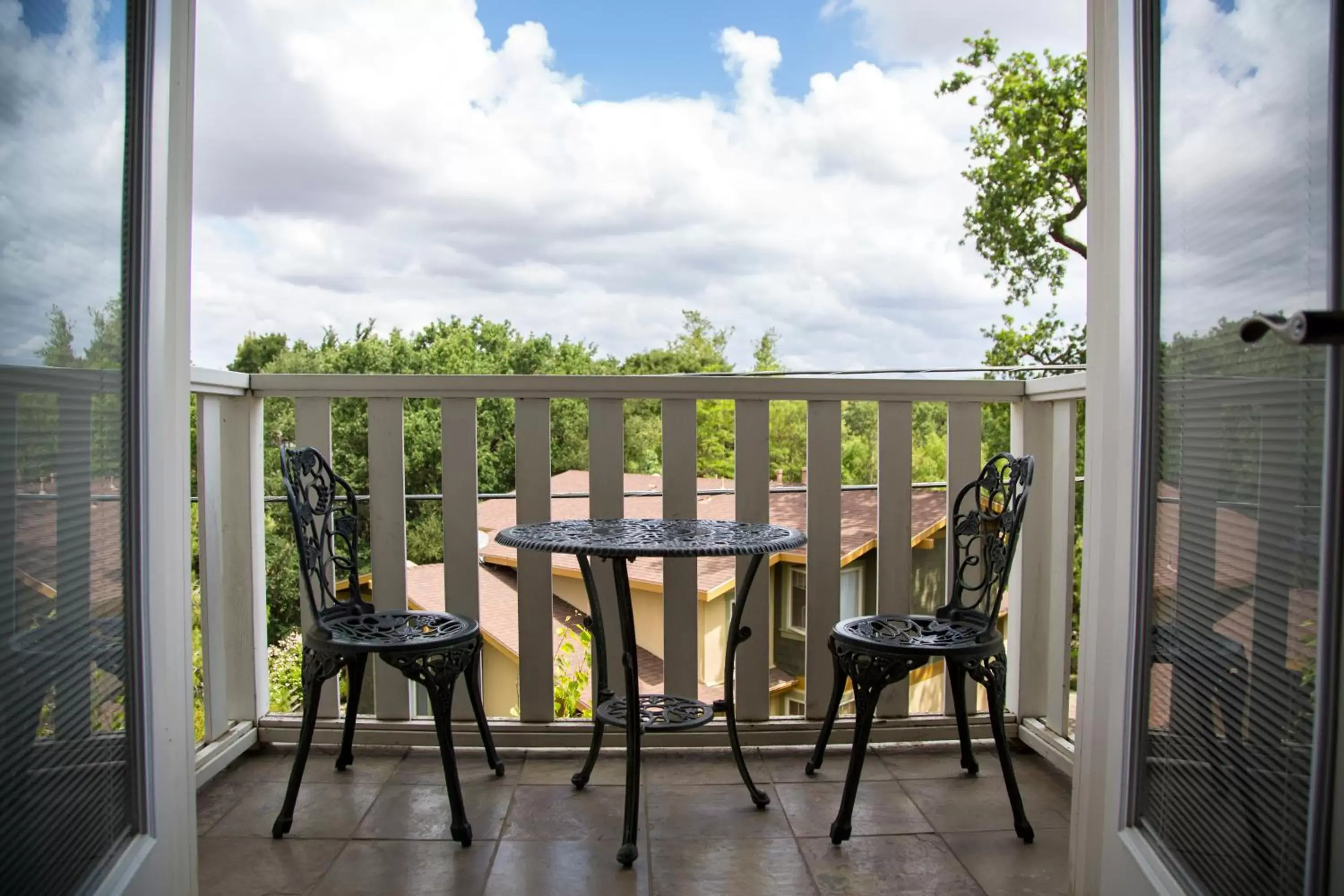 Balcony/Terrace in ForFriends Inn Wine Country Bed and Breakfast