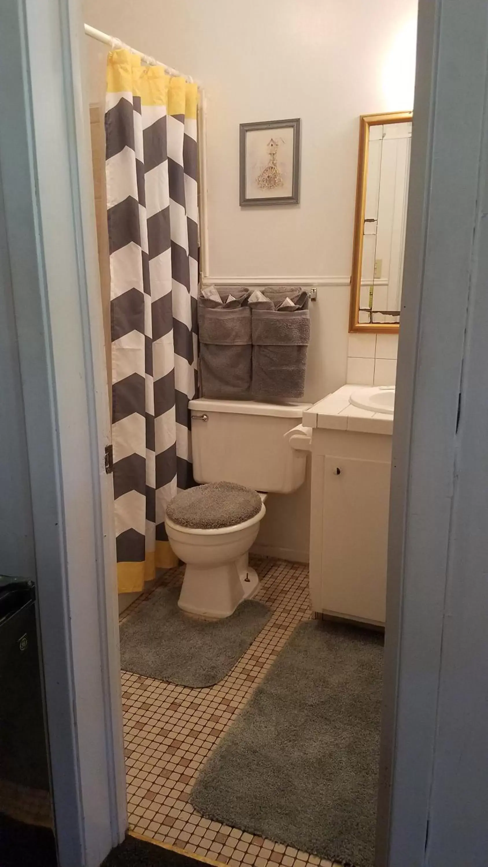 Bathroom in Canton Motel