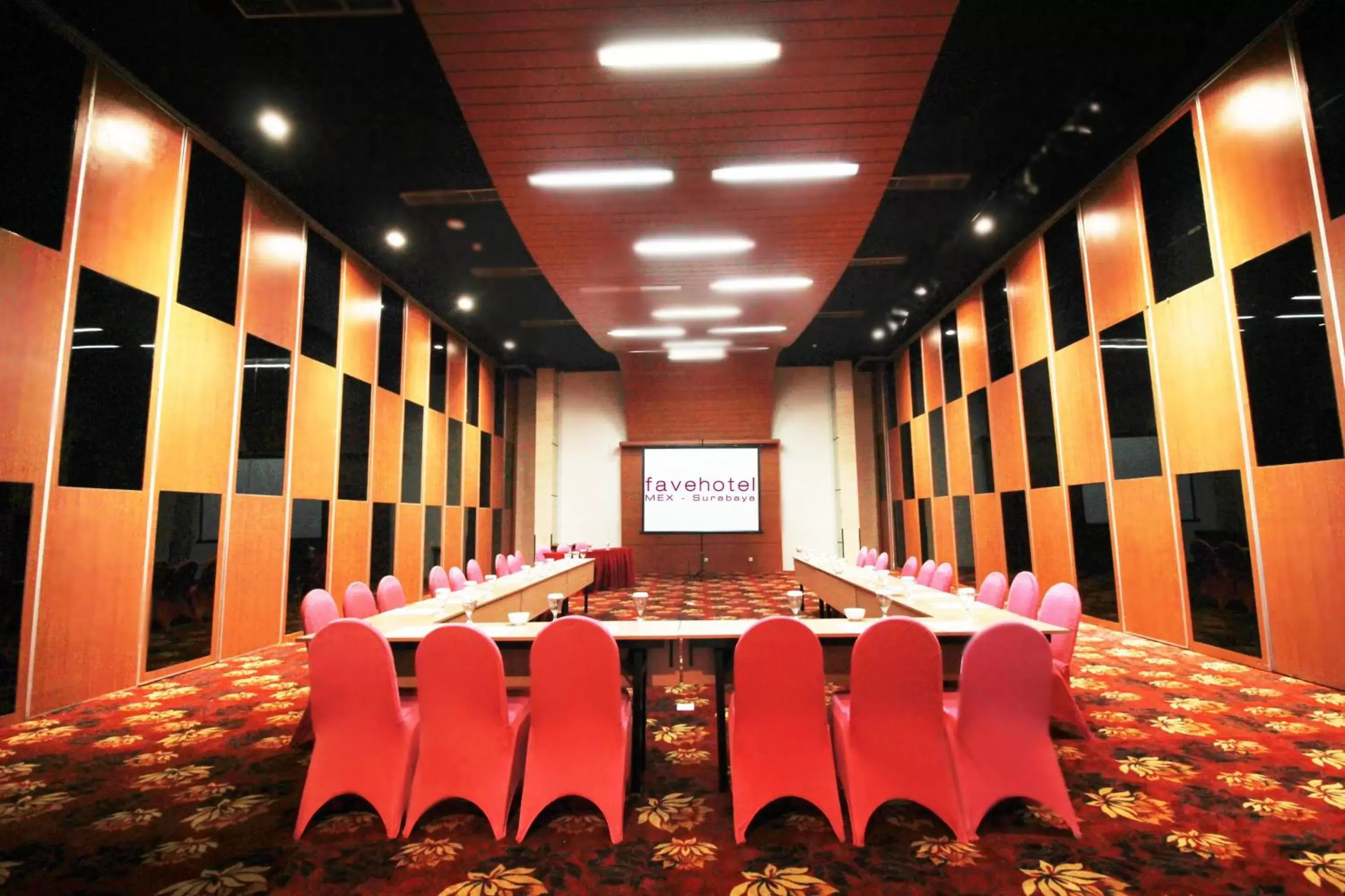 Banquet/Function facilities in favehotel MEX Tunjungan Surabaya