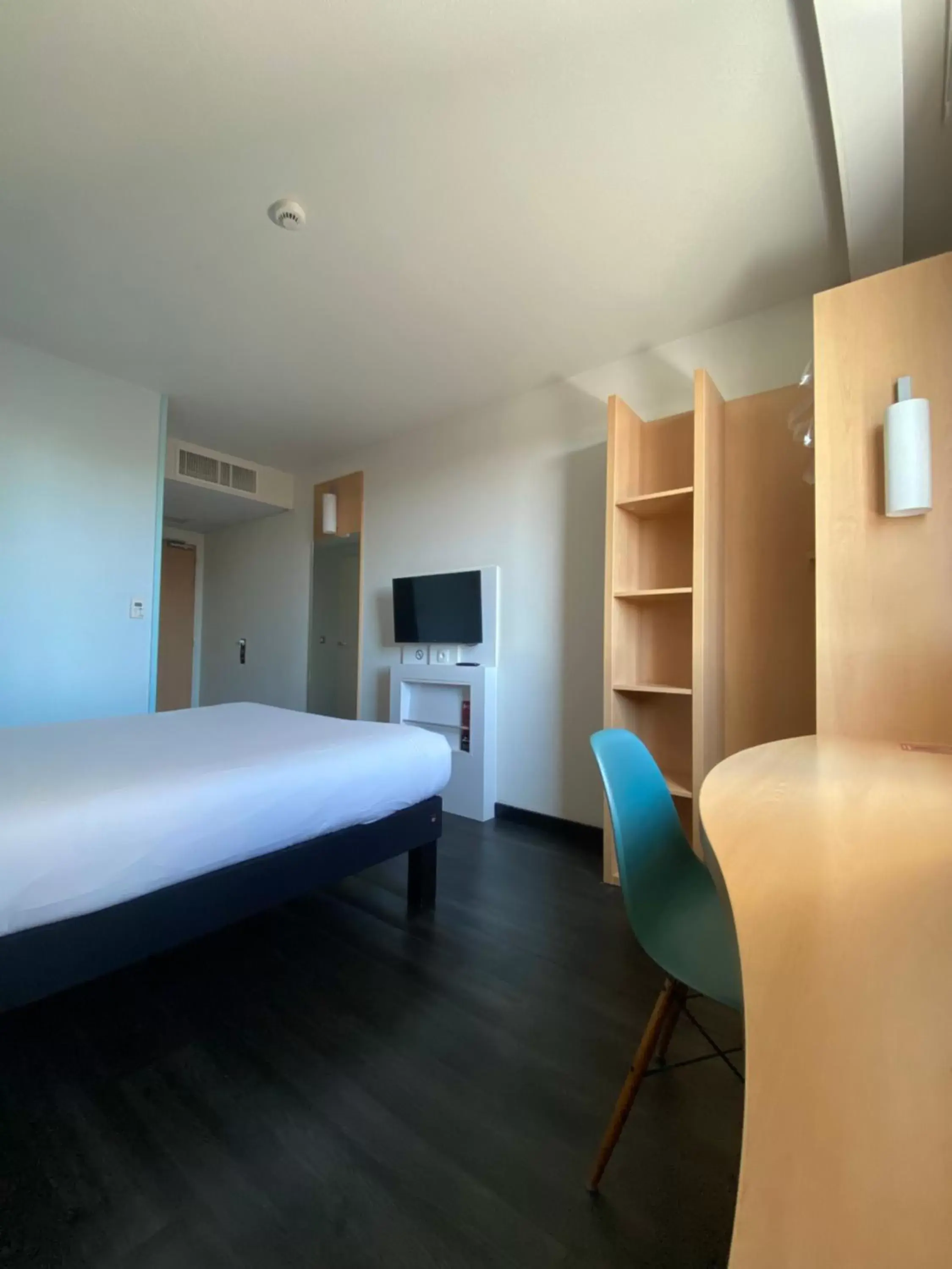 Bed in ibis Clermont Ferrand Nord Riom Bed in ibis Clermont Ferrand Nord Riom